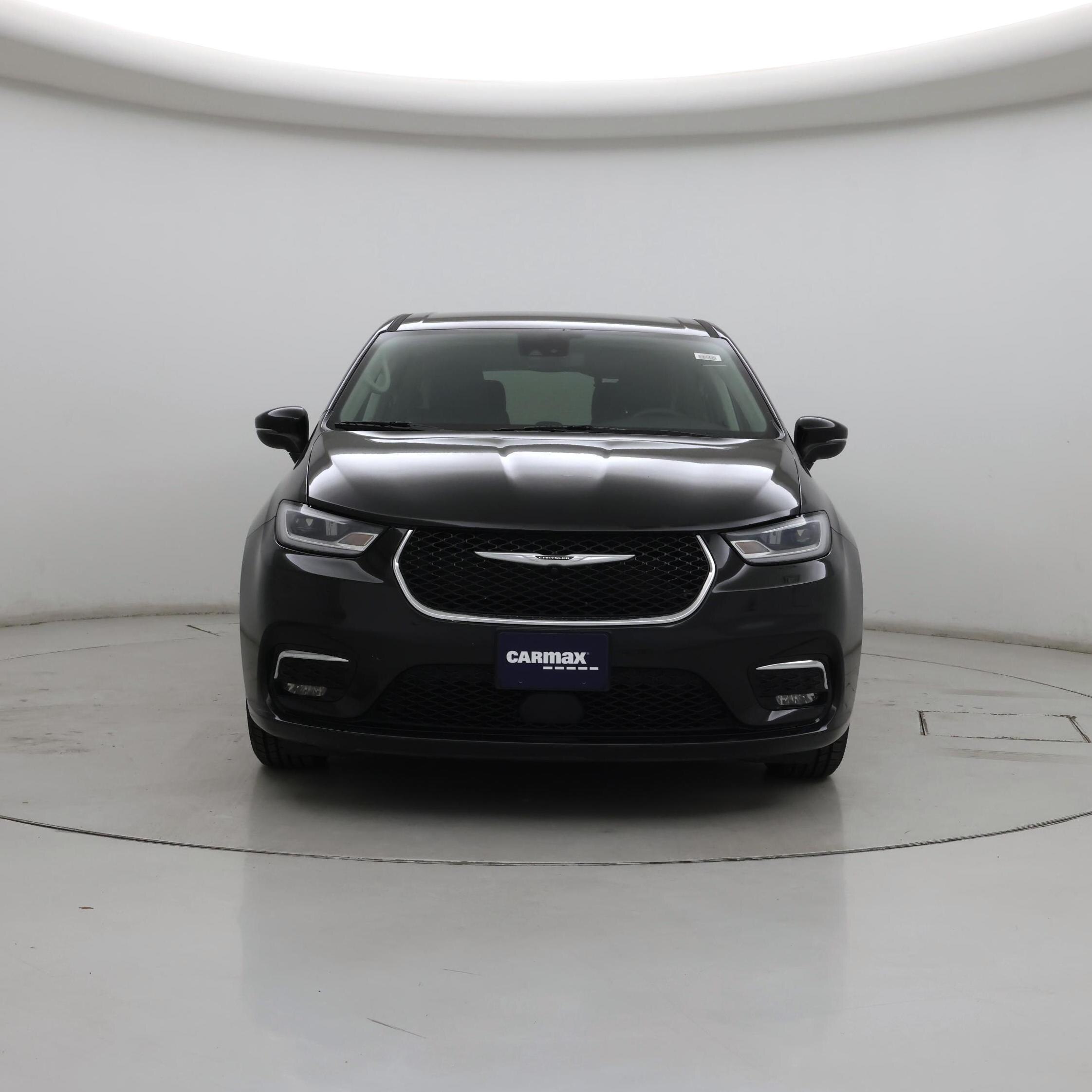Thumbnail: 2023 Chrysler Pacifica - 5