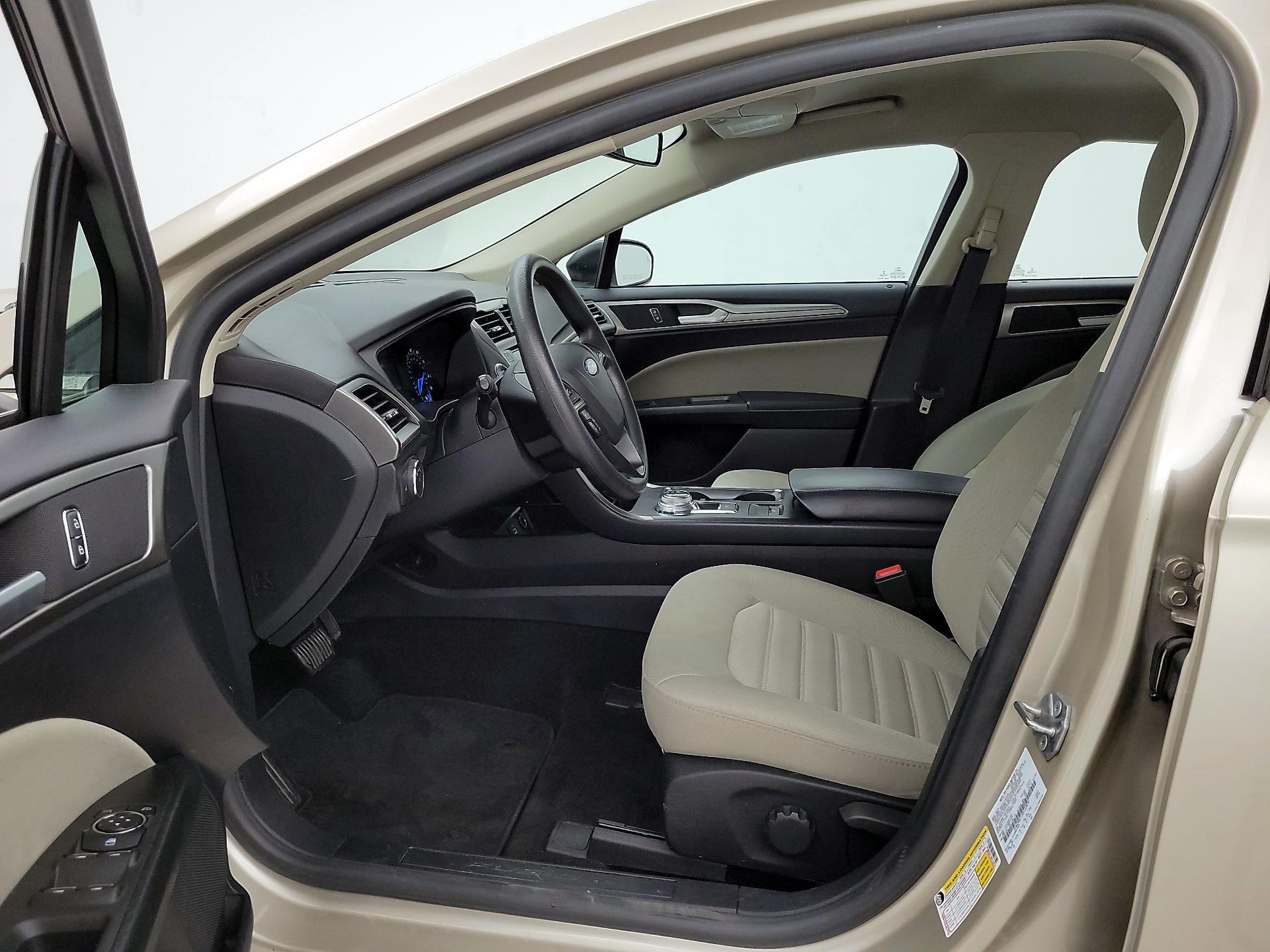 Thumbnail: 2019 Ford Fusion - 11