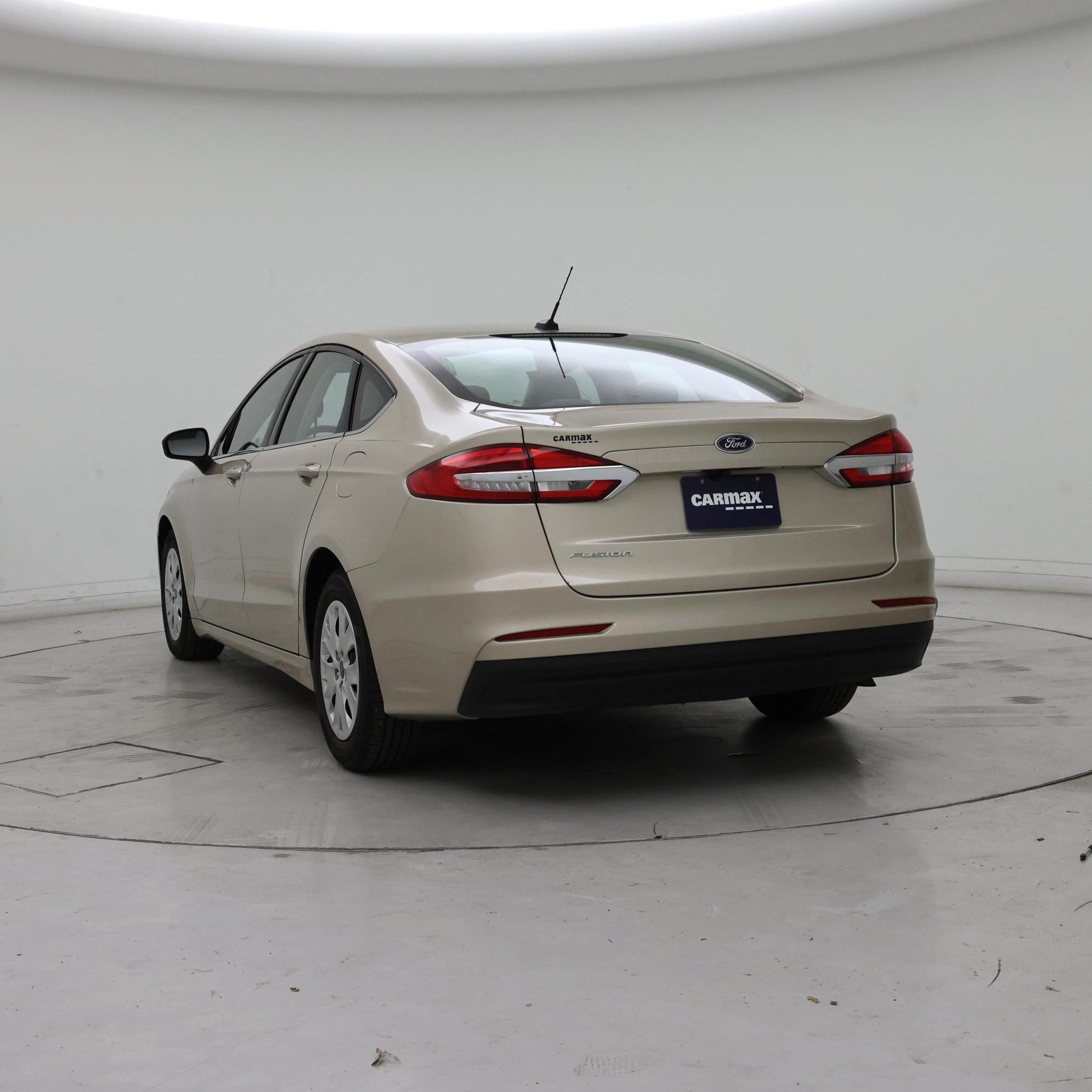 Thumbnail: 2019 Ford Fusion - 2