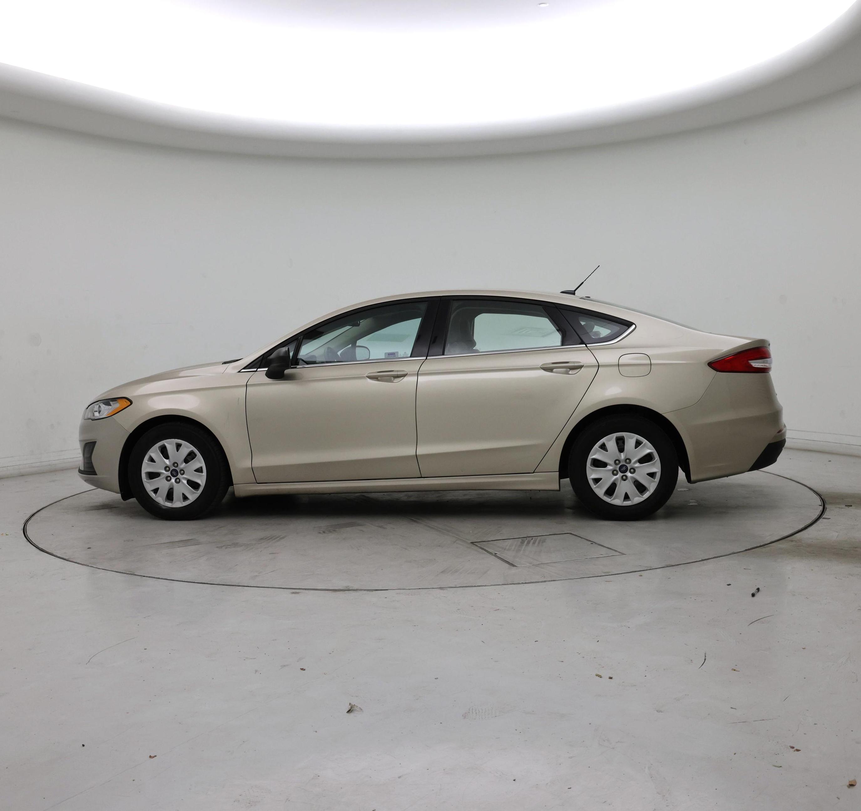 Thumbnail: 2019 Ford Fusion - 3