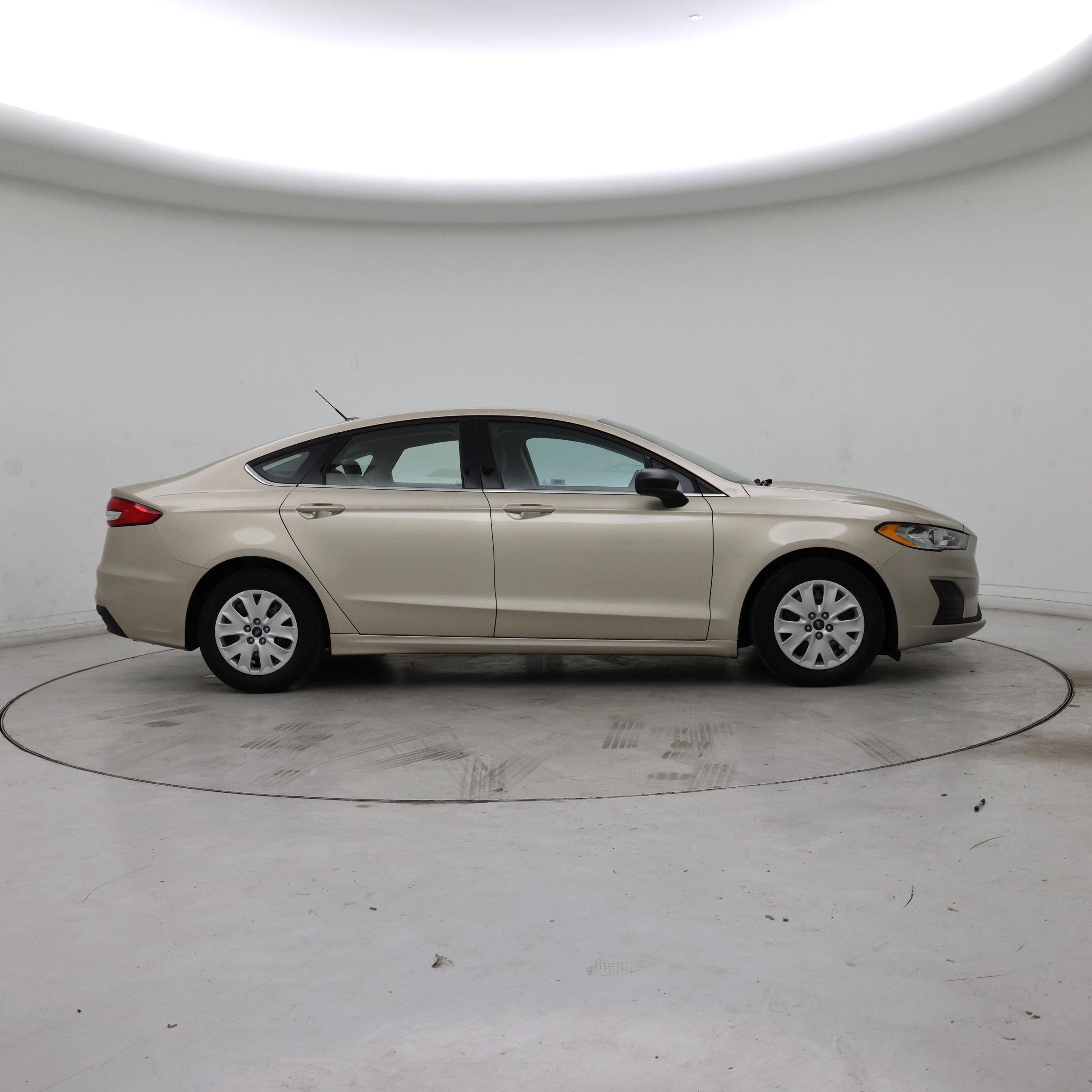 Thumbnail: 2019 Ford Fusion - 7