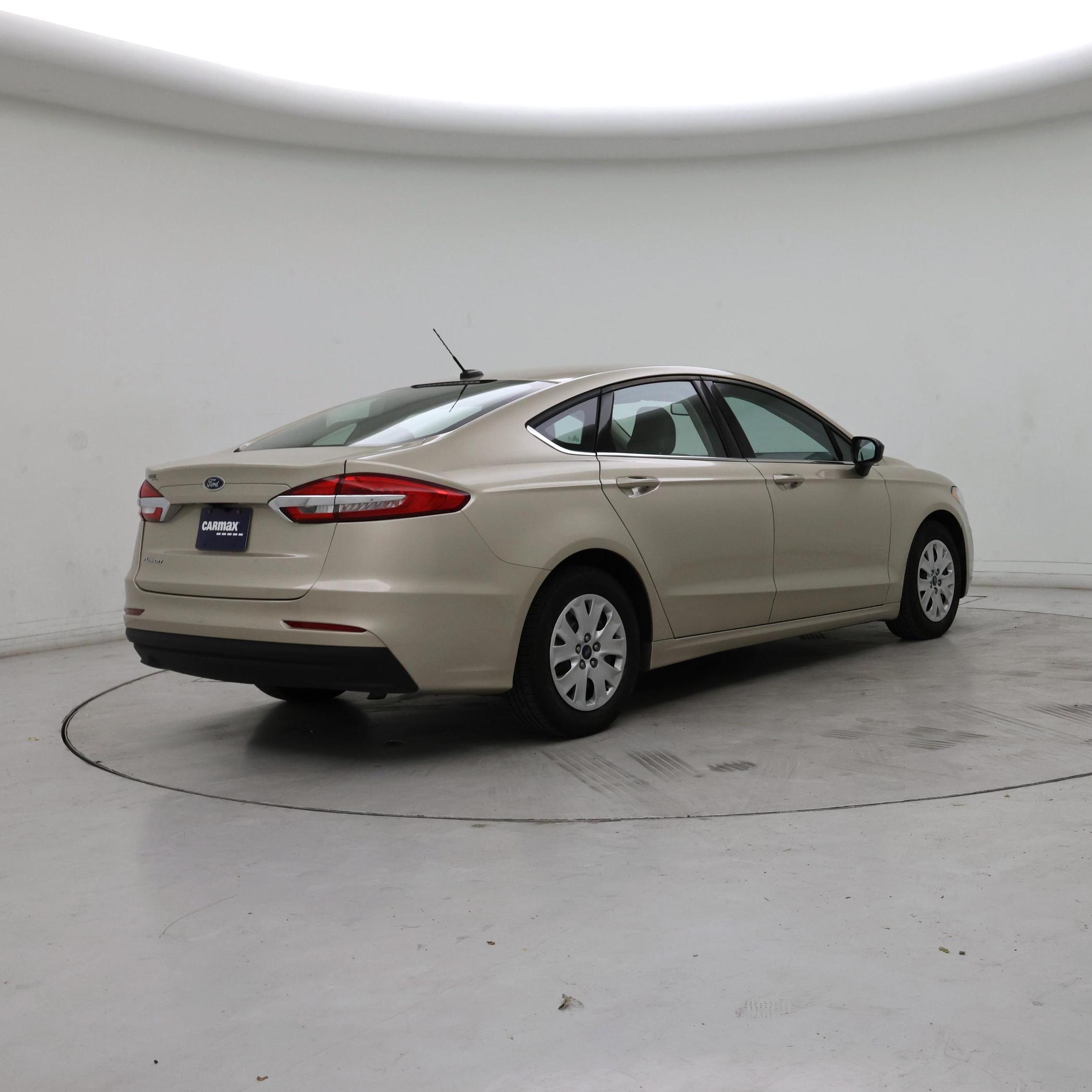 Thumbnail: 2019 Ford Fusion - 8