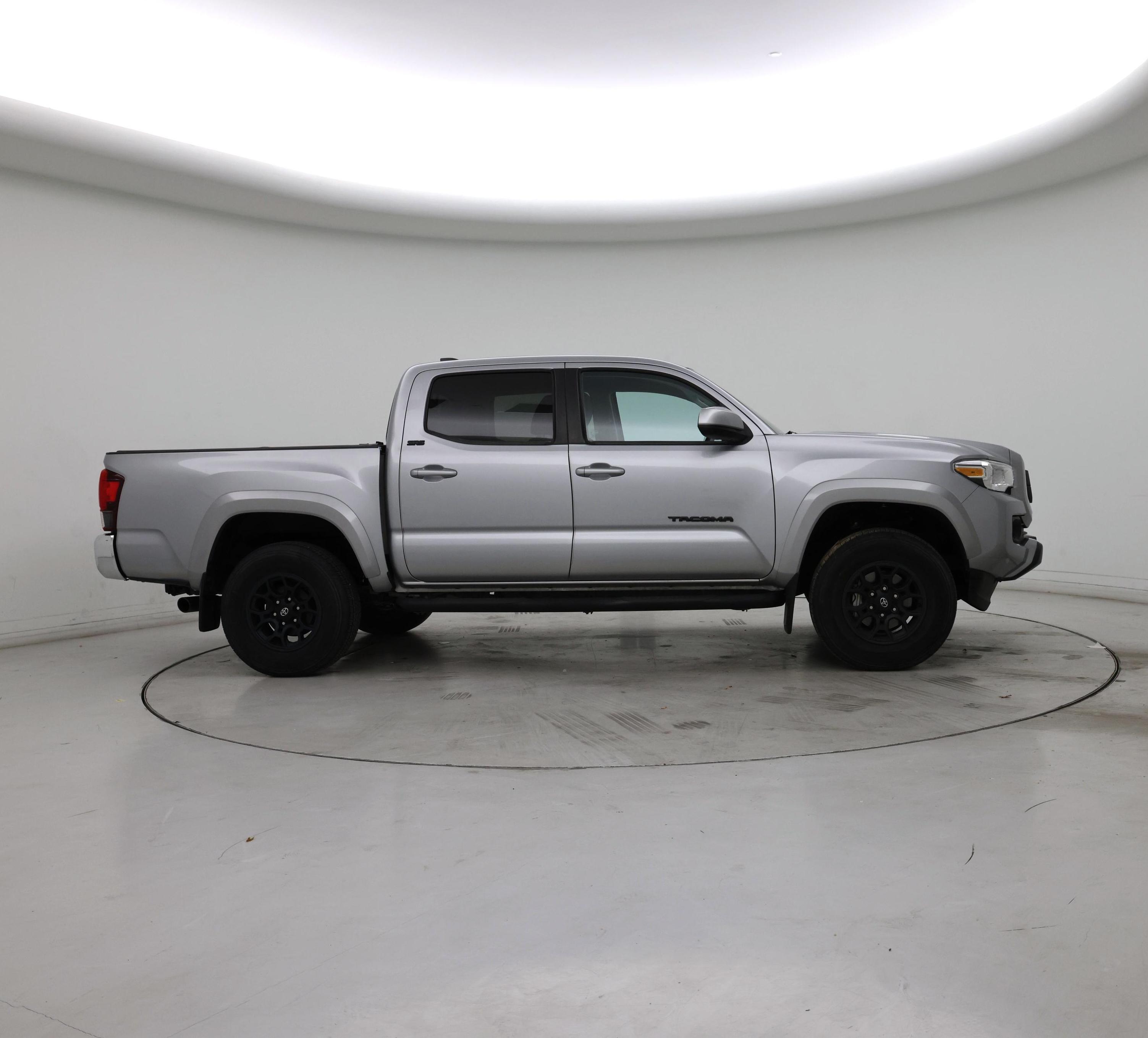 Thumbnail: 2021 Toyota Tacoma - 7