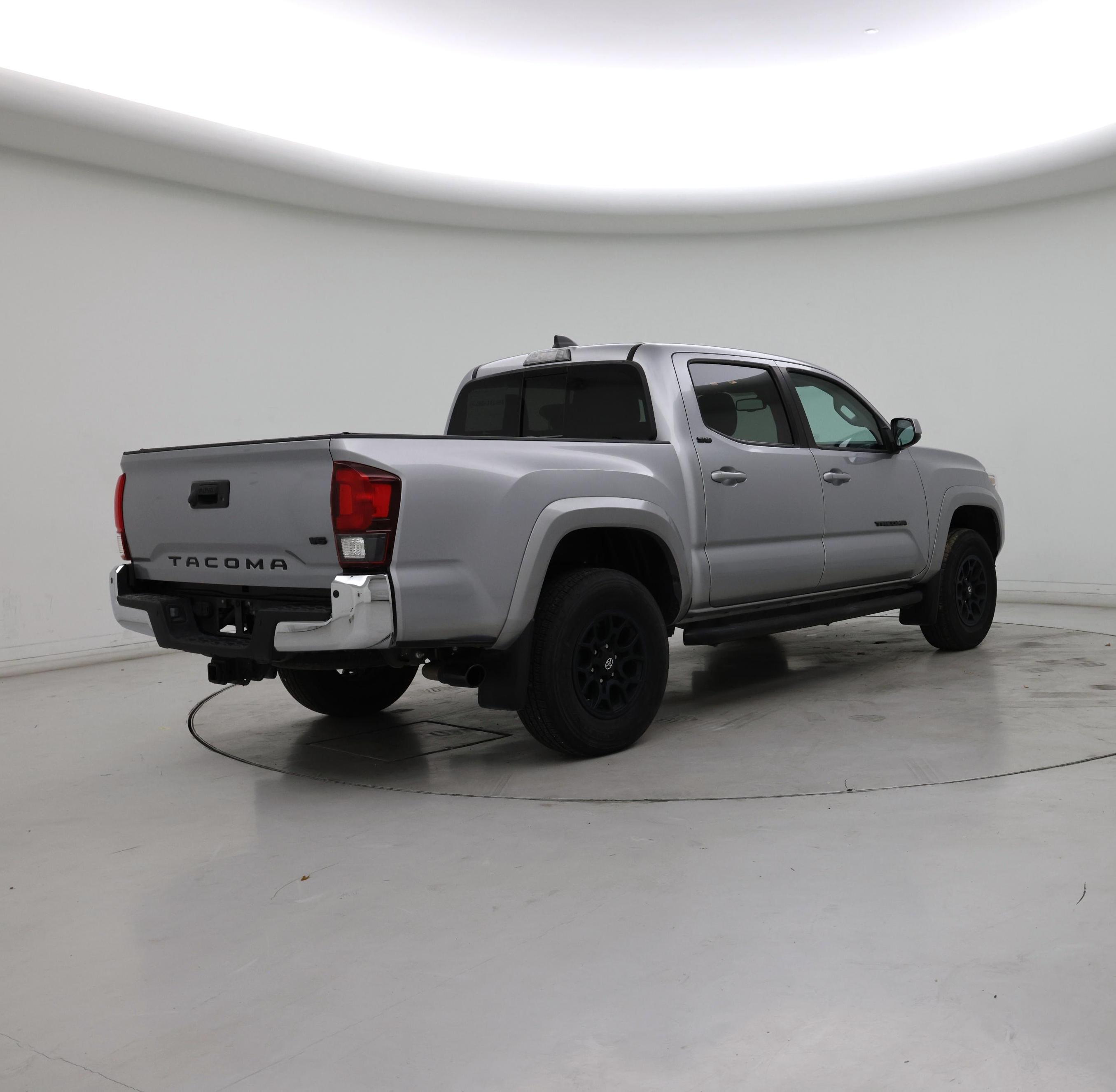 Thumbnail: 2021 Toyota Tacoma - 8