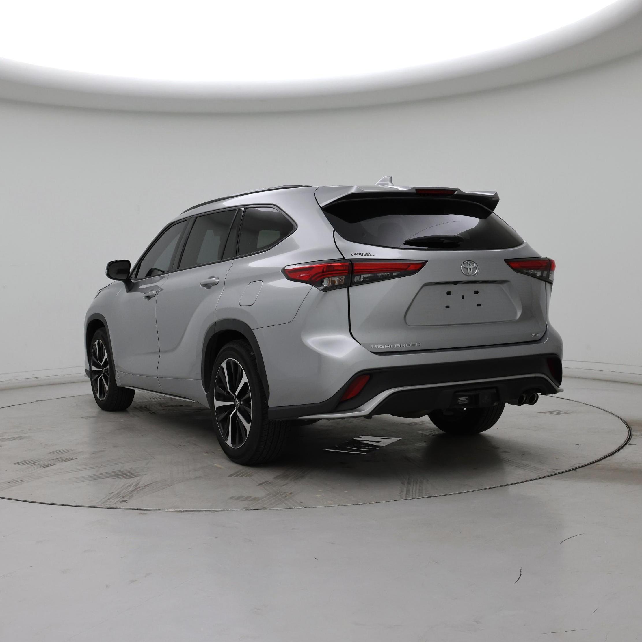 Thumbnail: 2021 Toyota Highlander - 2