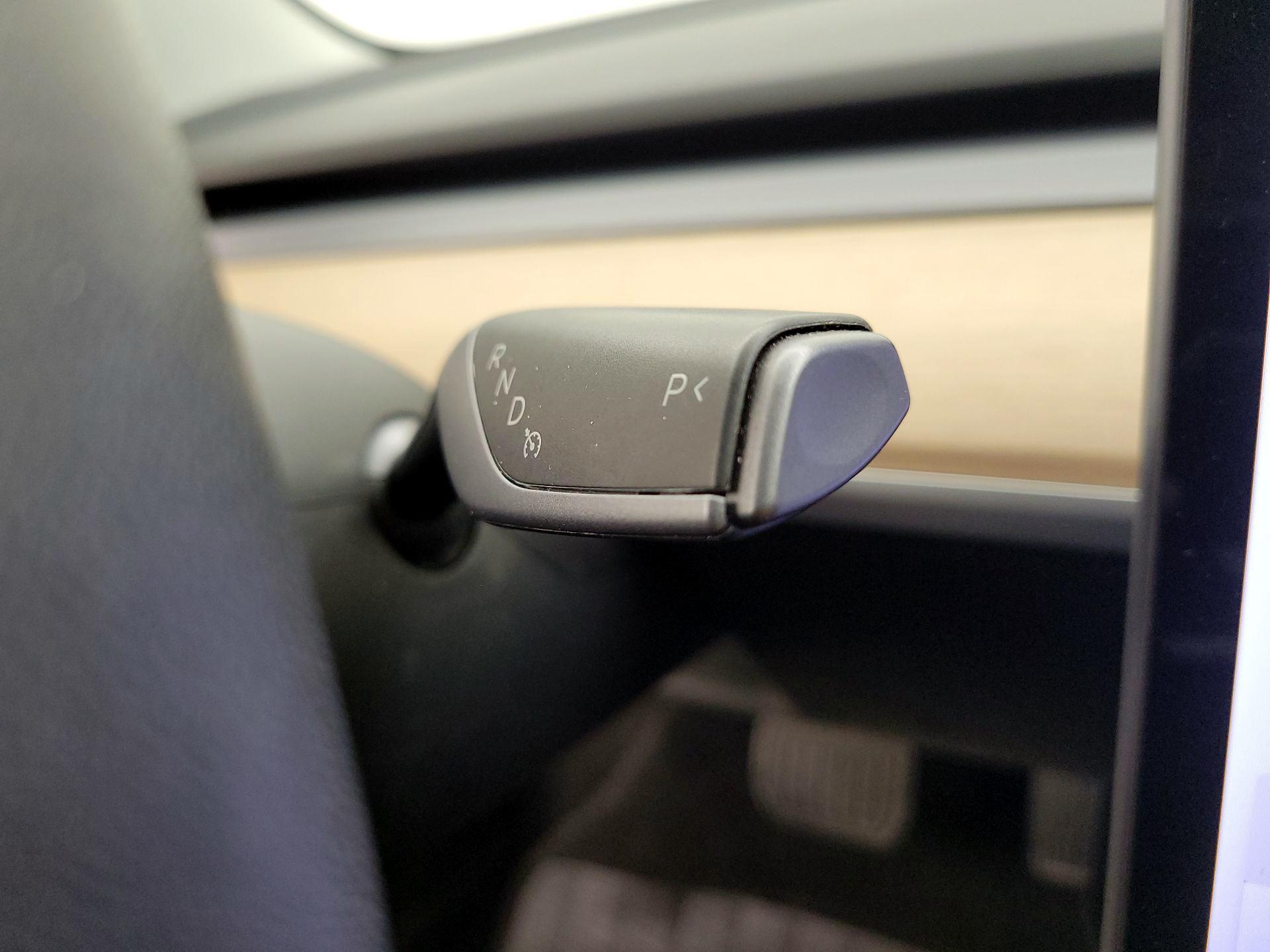 Thumbnail: 2021 Tesla Model 3 - 17