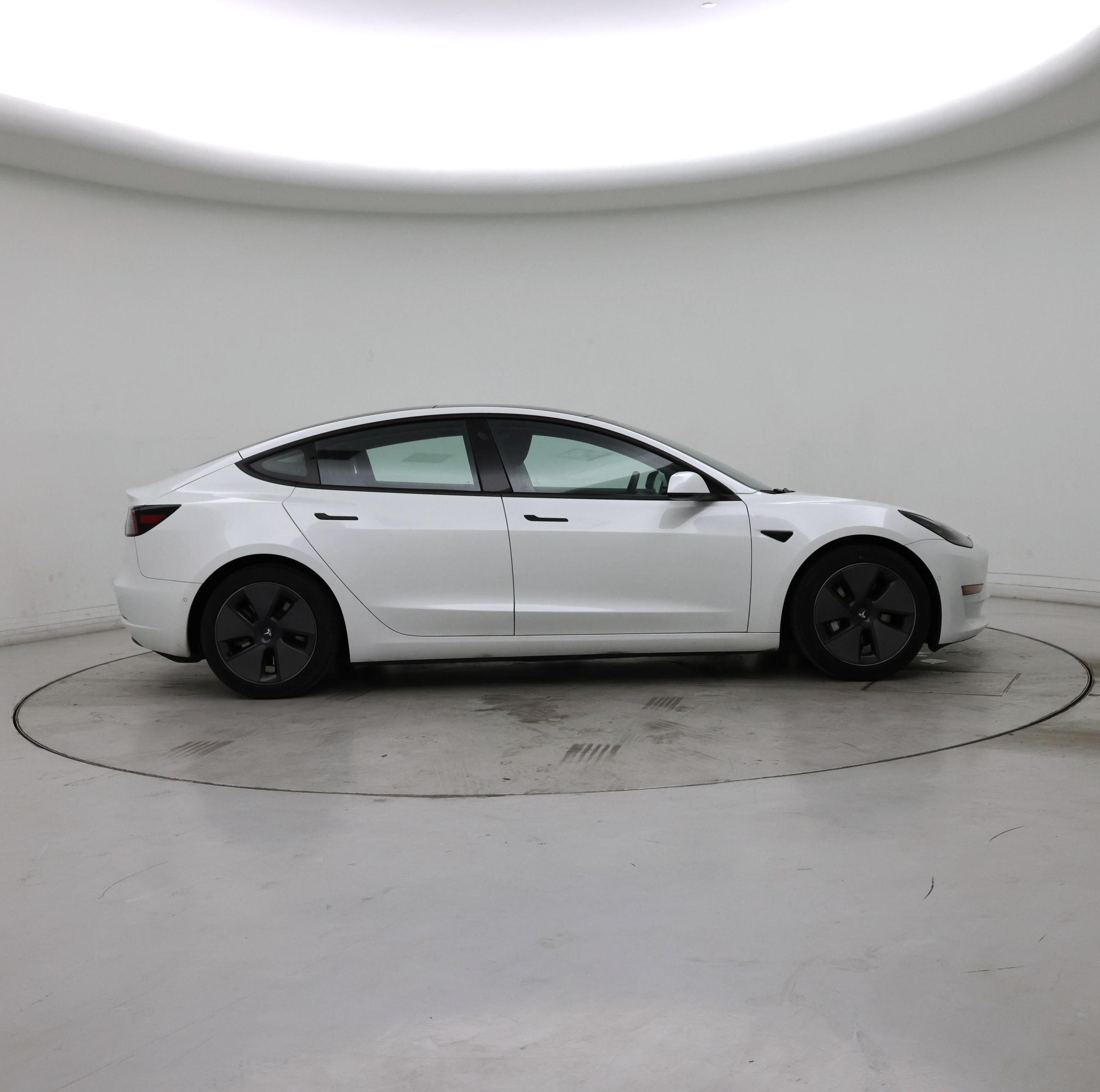 Thumbnail: 2021 Tesla Model 3 - 7