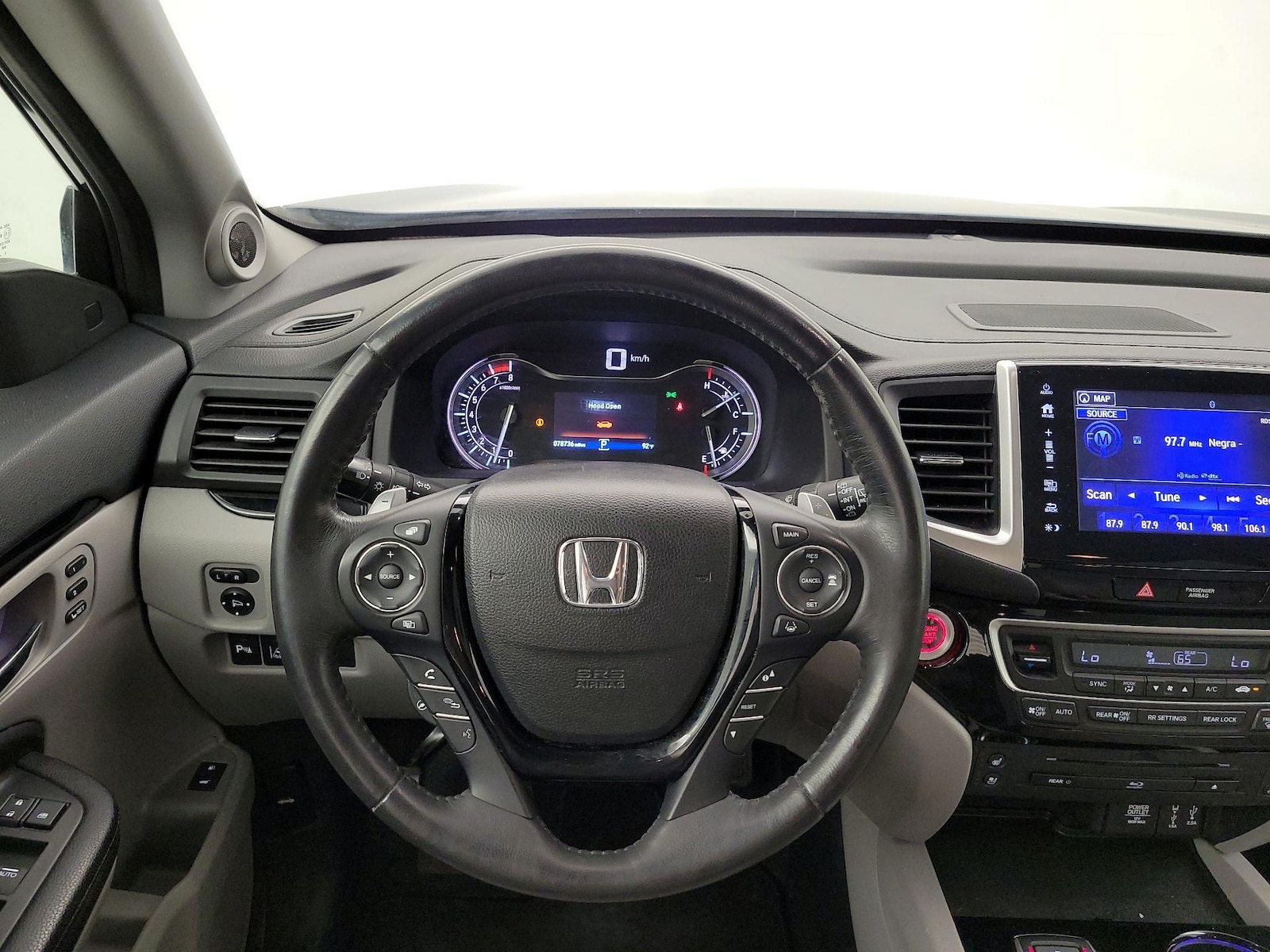 2017 Honda Pilot Elite - Photo 11