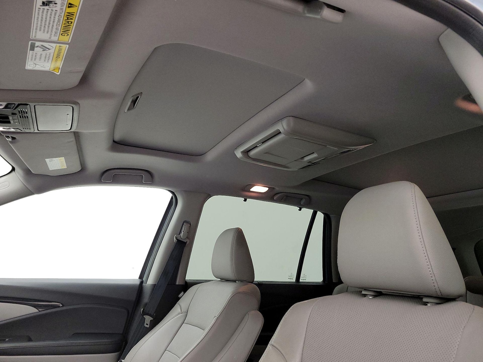 2017 Honda Pilot Elite - Photo 20