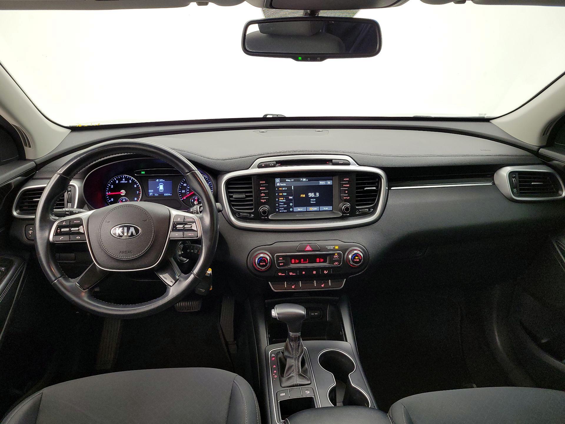 Thumbnail: 2019 Kia Sorento - 9