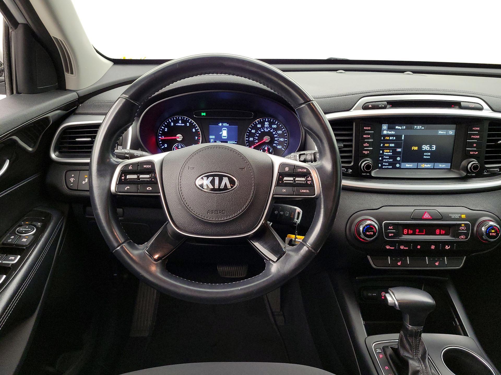 Thumbnail: 2019 Kia Sorento - 10