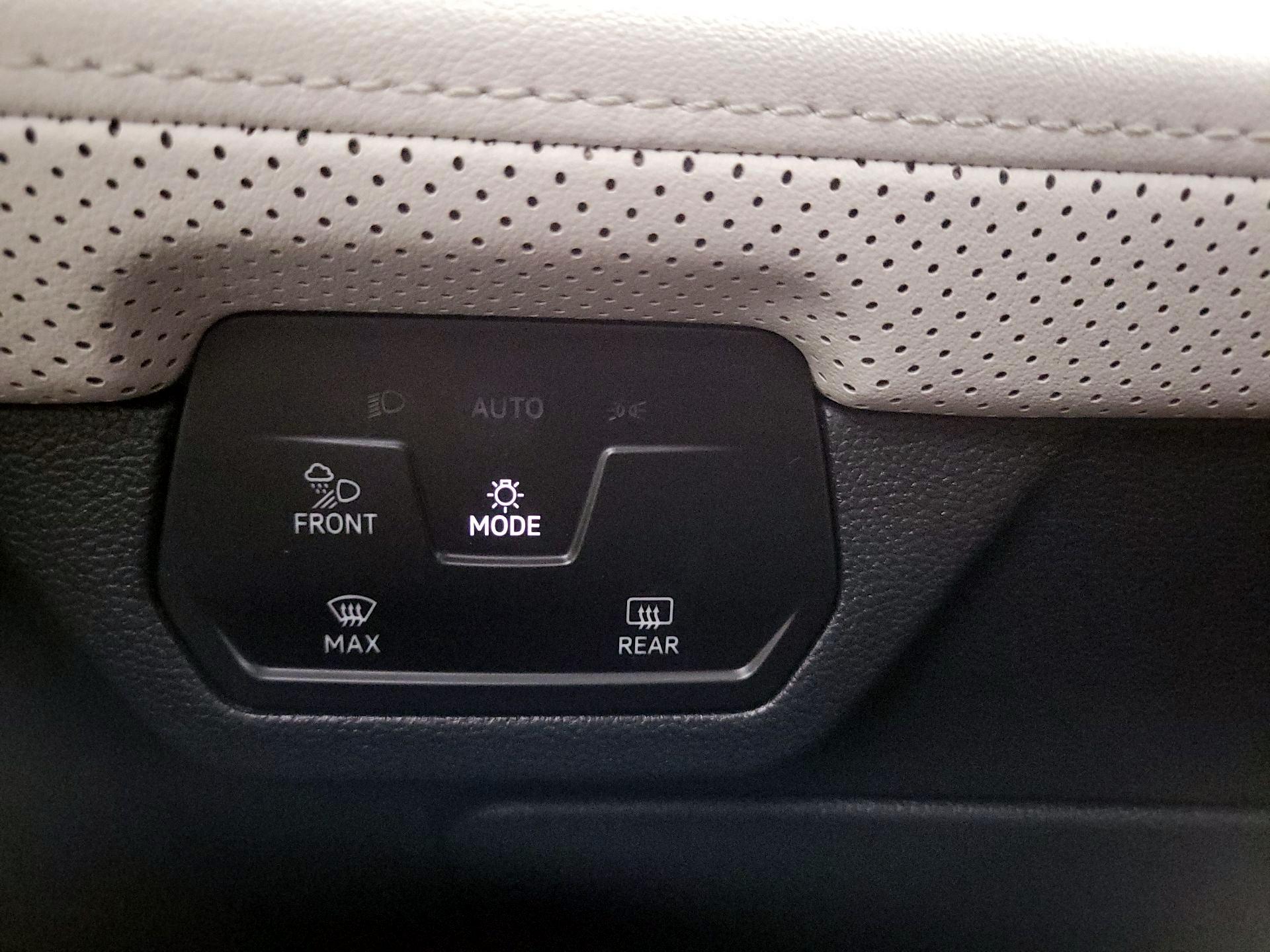 Thumbnail: 2024 Volkswagen Atlas - 13