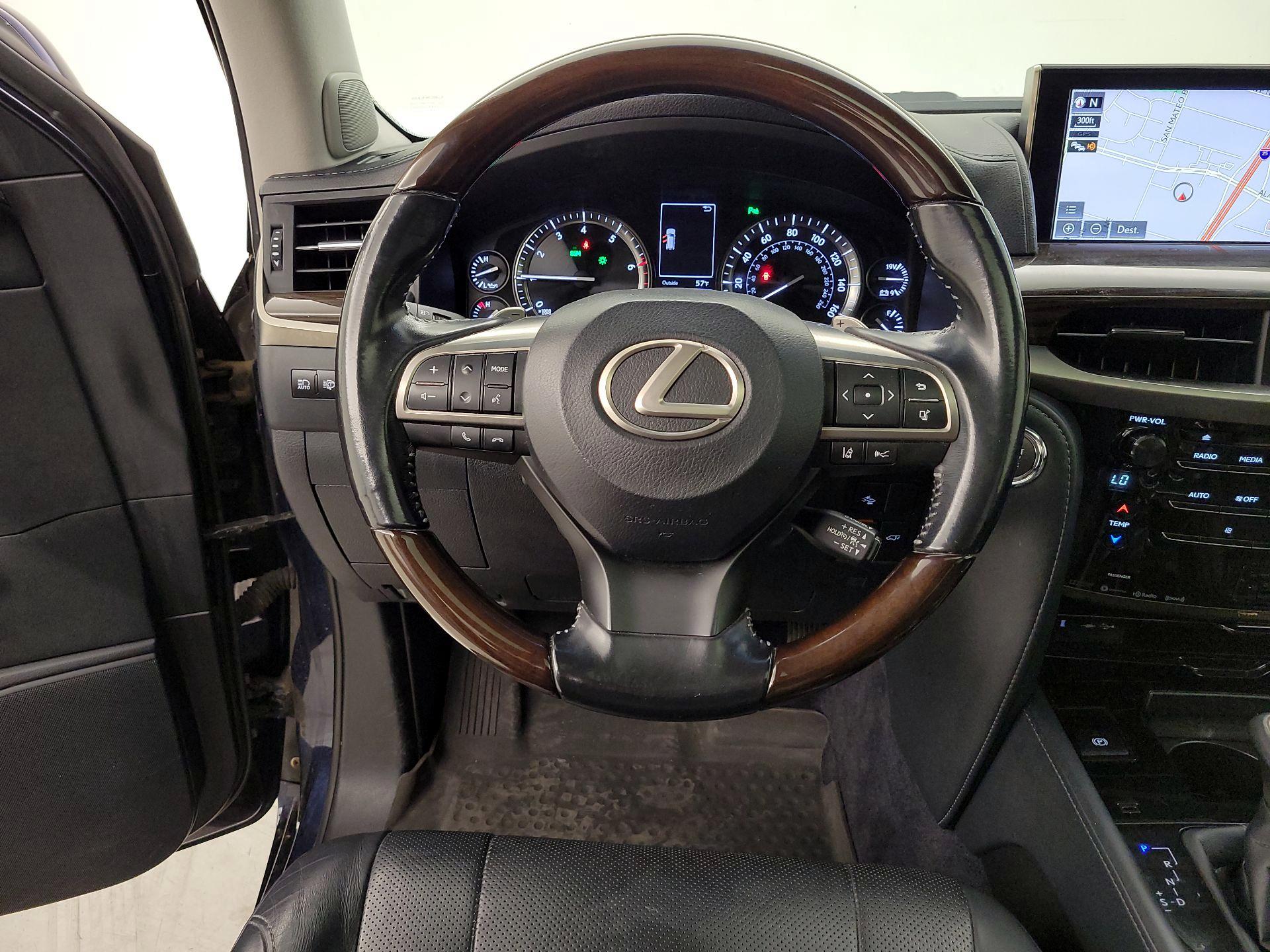 Thumbnail: 2018 Lexus LX - 10