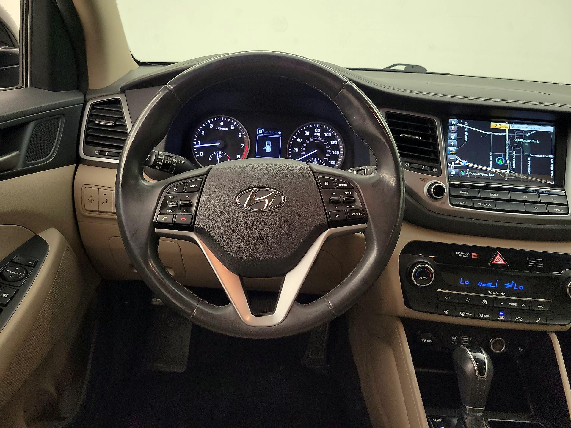 Thumbnail: 2018 Hyundai Tucson - 10