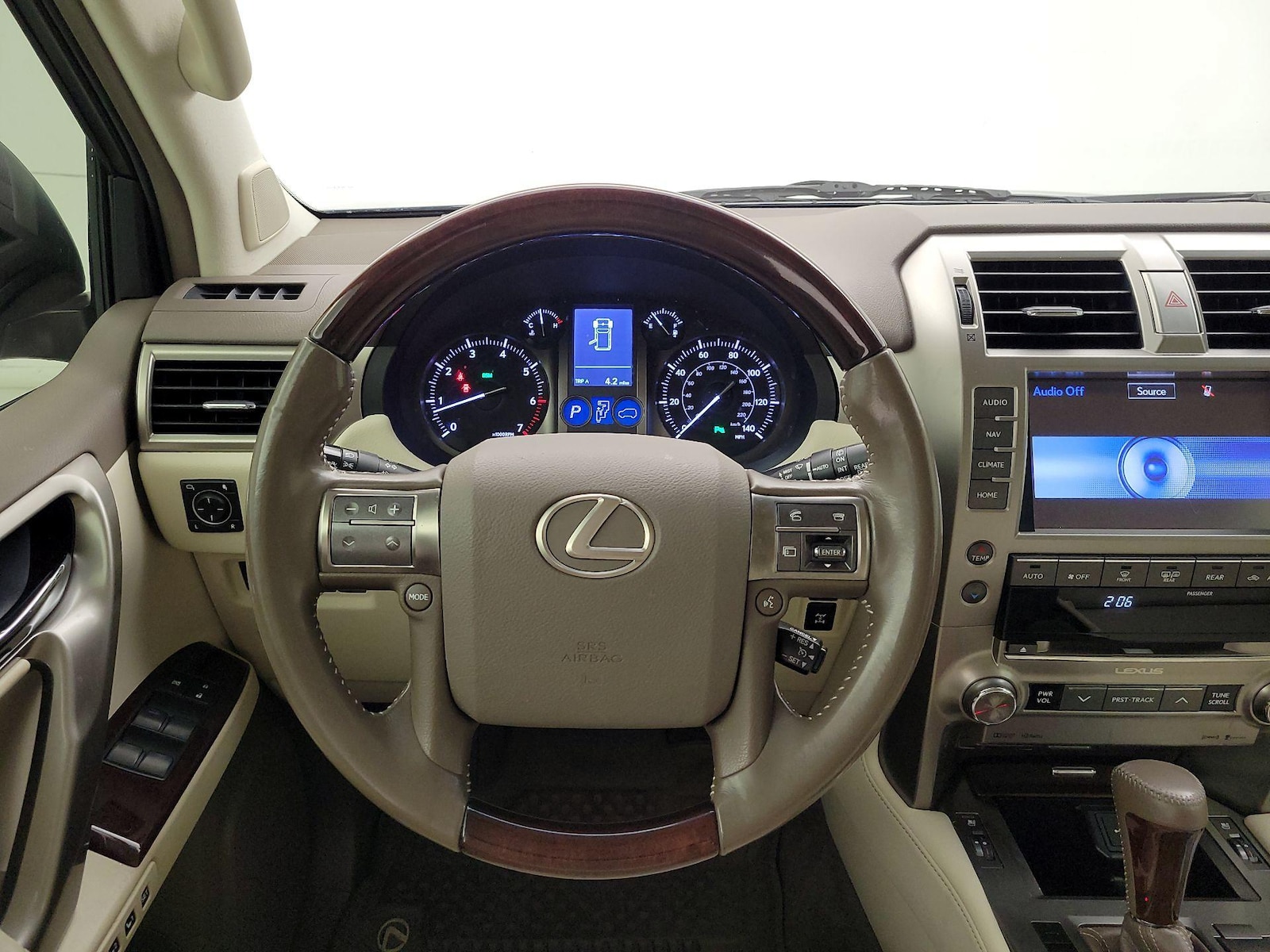 2017 Lexus GX Base - Photo 11