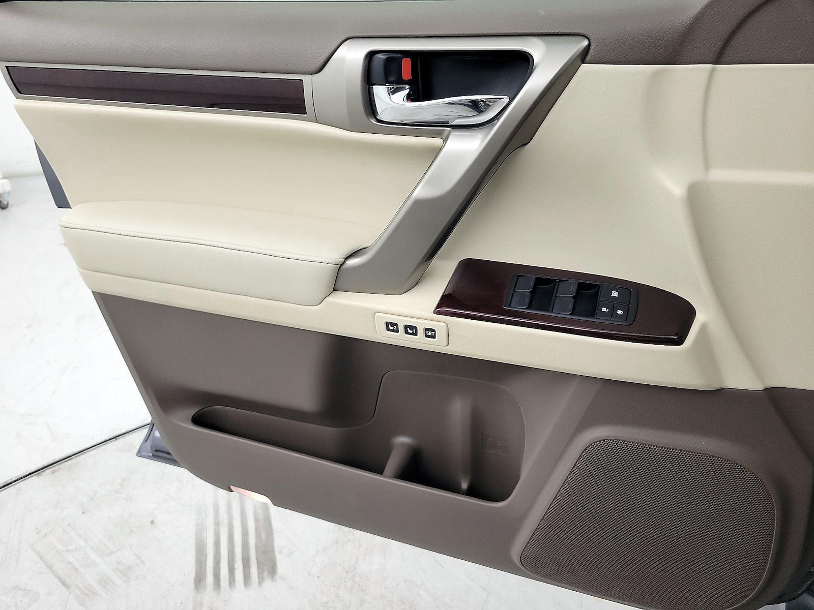 2017 Lexus GX Base - Photo 13