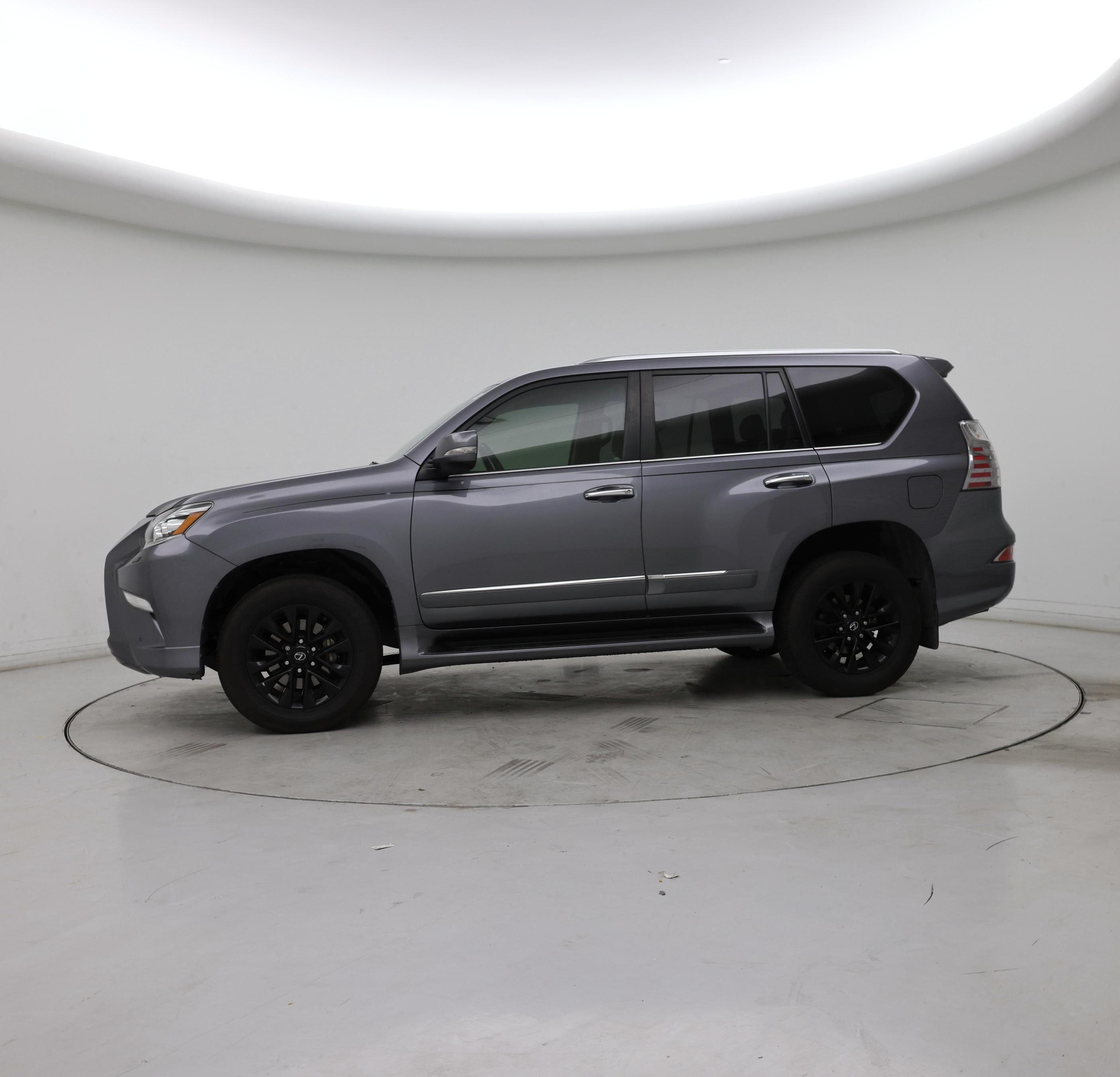 Thumbnail: 2017 Lexus GX - 3