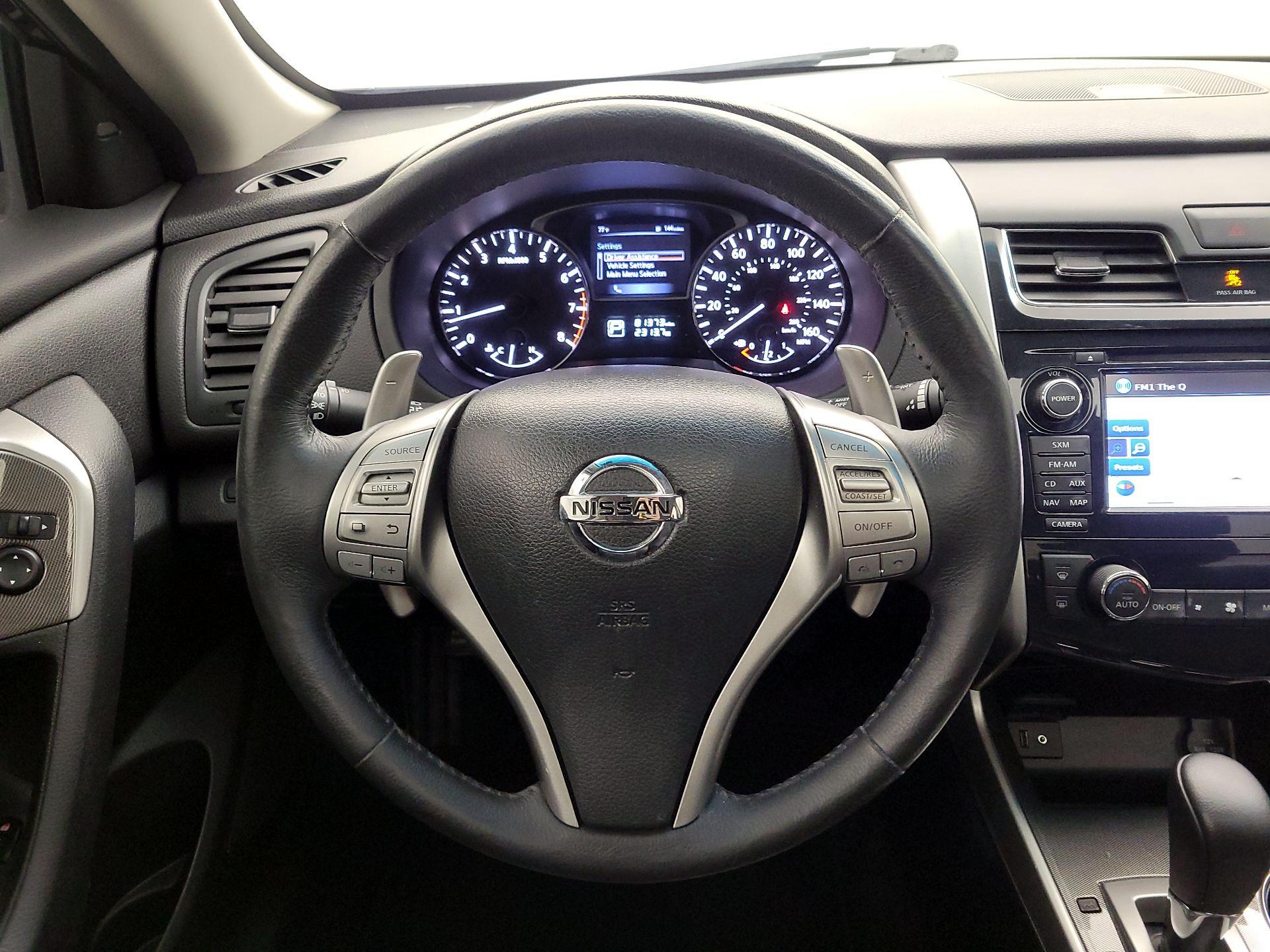 Thumbnail: 2015 Nissan Altima - 10