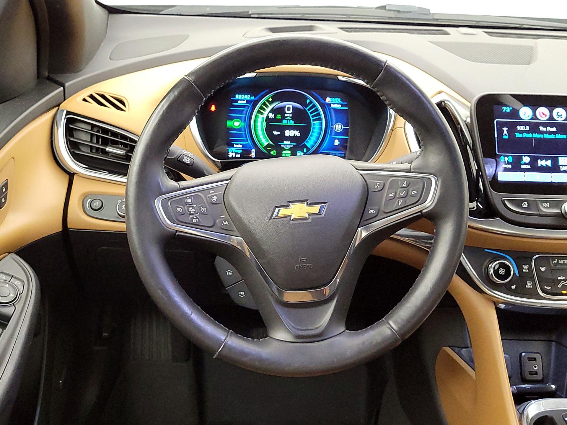 Thumbnail: 2017 Chevrolet Volt - 10