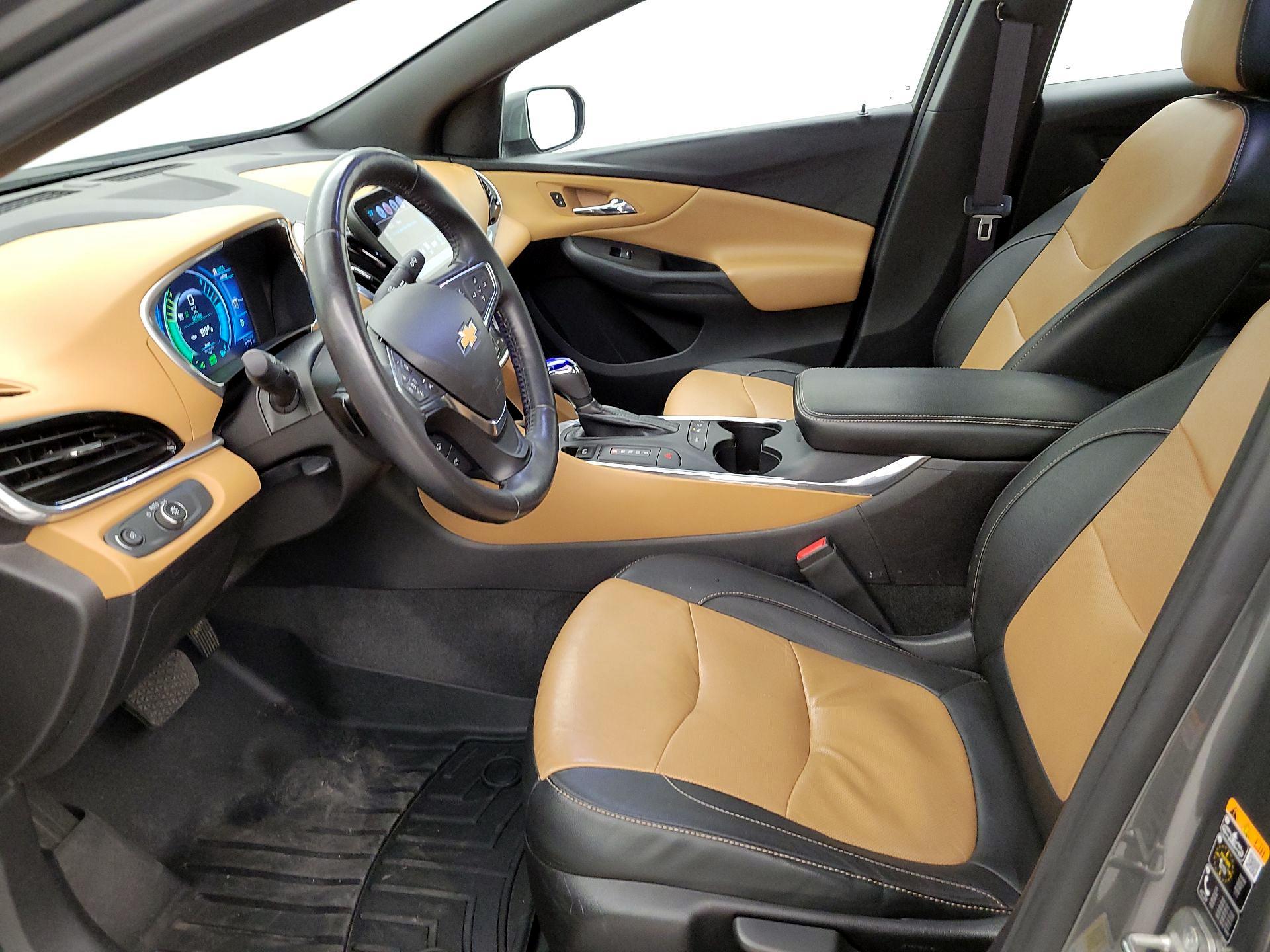 Thumbnail: 2017 Chevrolet Volt - 11