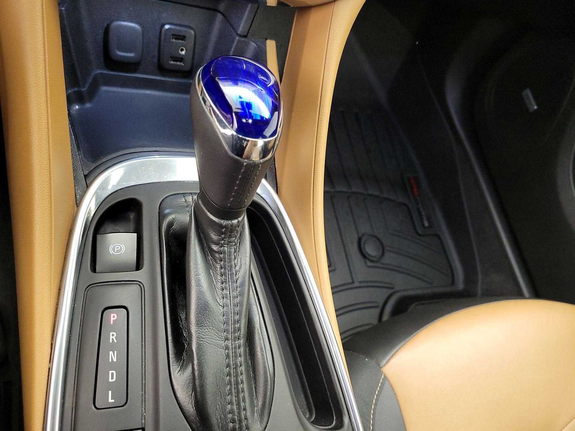 Thumbnail: 2017 Chevrolet Volt - 15