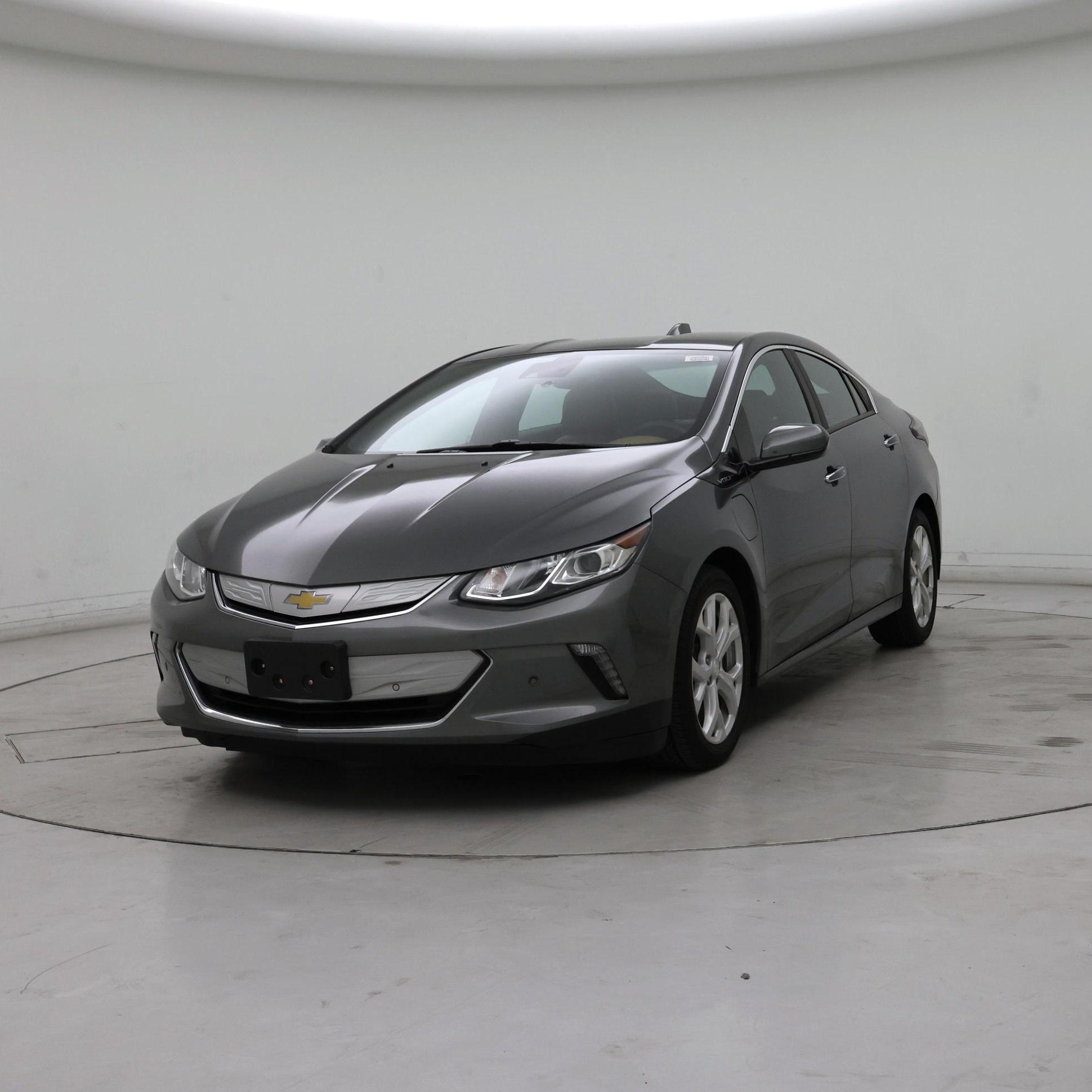 Thumbnail: 2017 Chevrolet Volt - 4