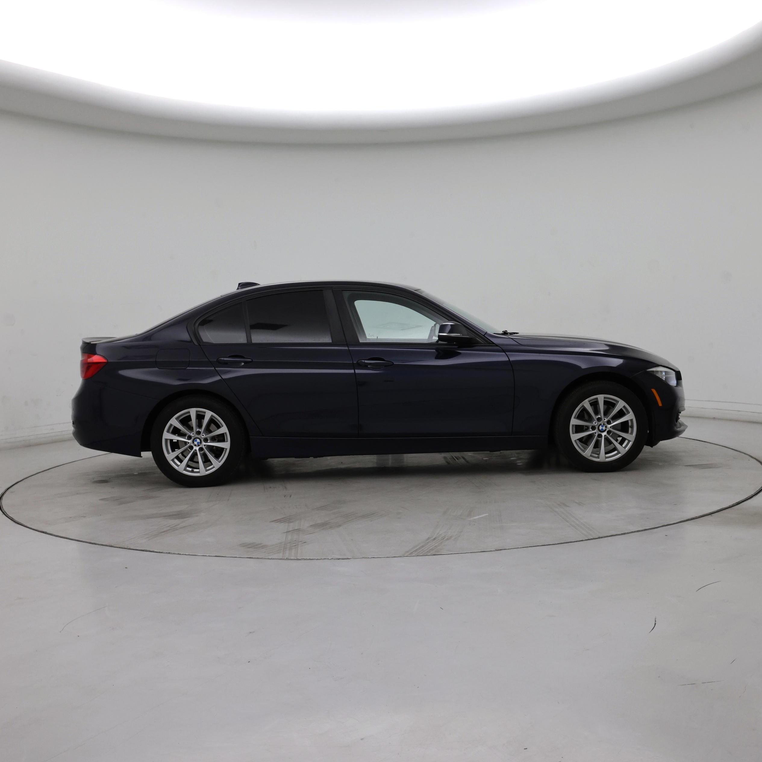 Thumbnail: 2017 BMW 3 Series - 7