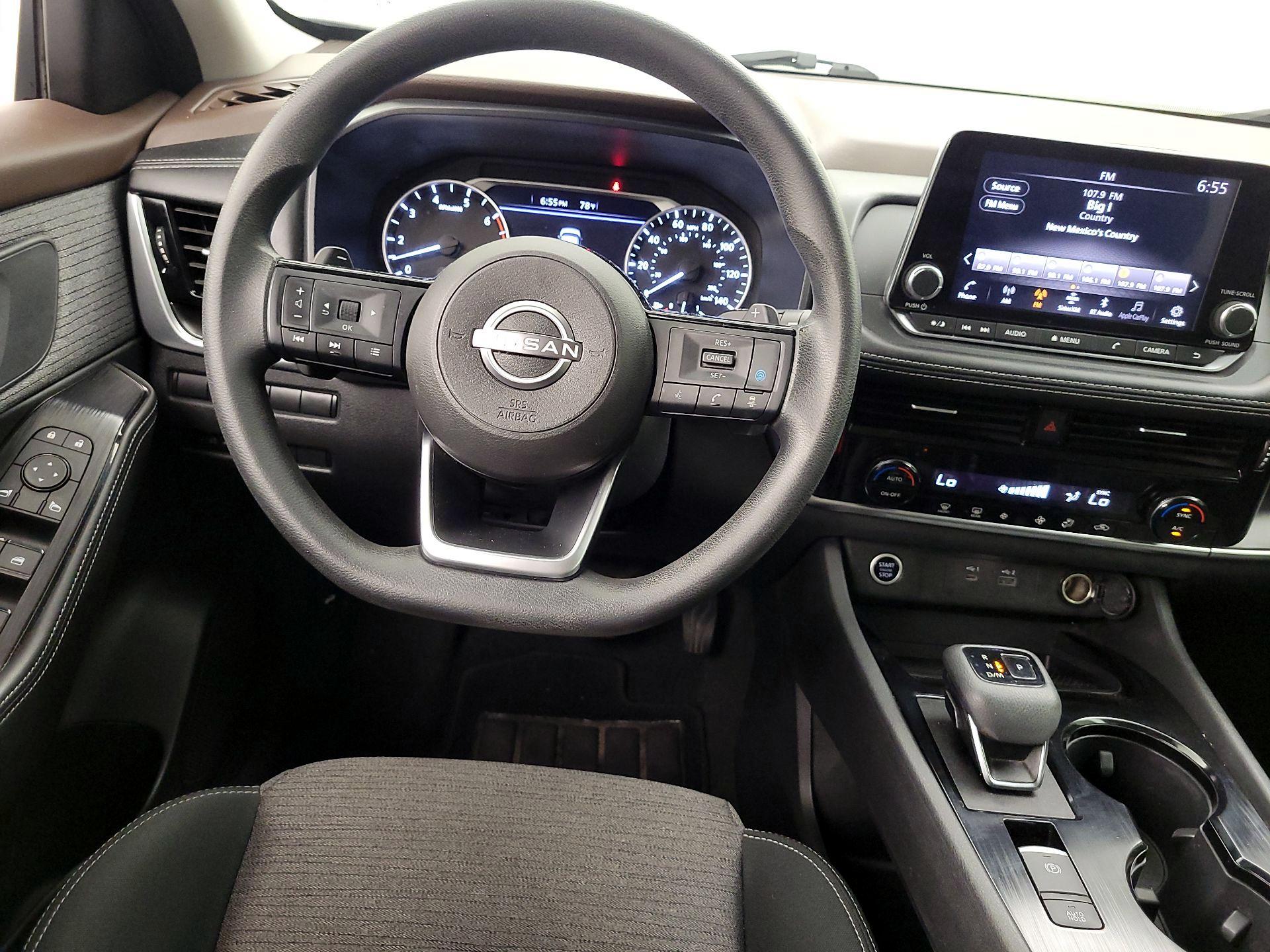 Thumbnail: 2022 Nissan Rogue - 10