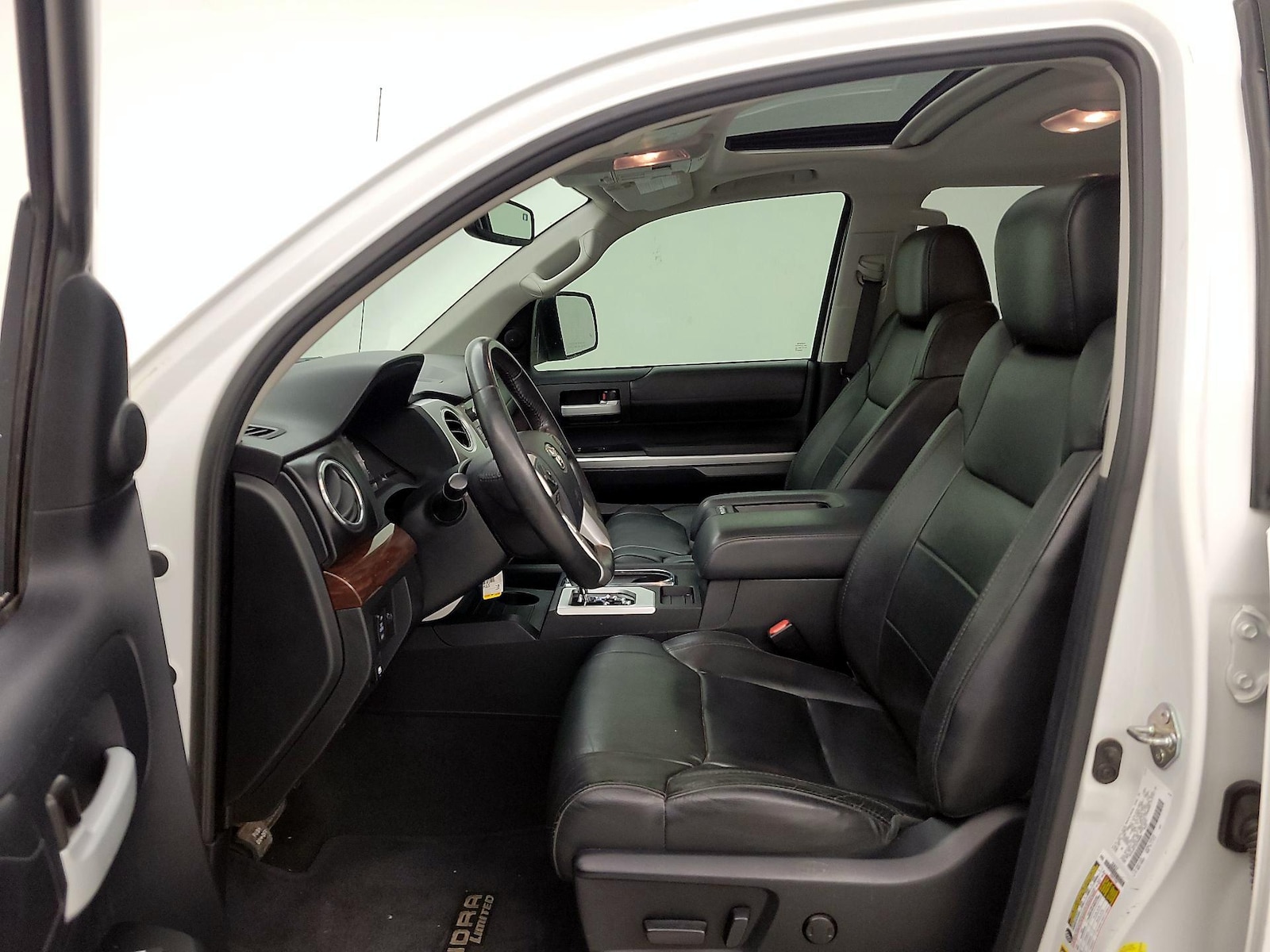2014 Toyota Tundra Limited - Photo 12