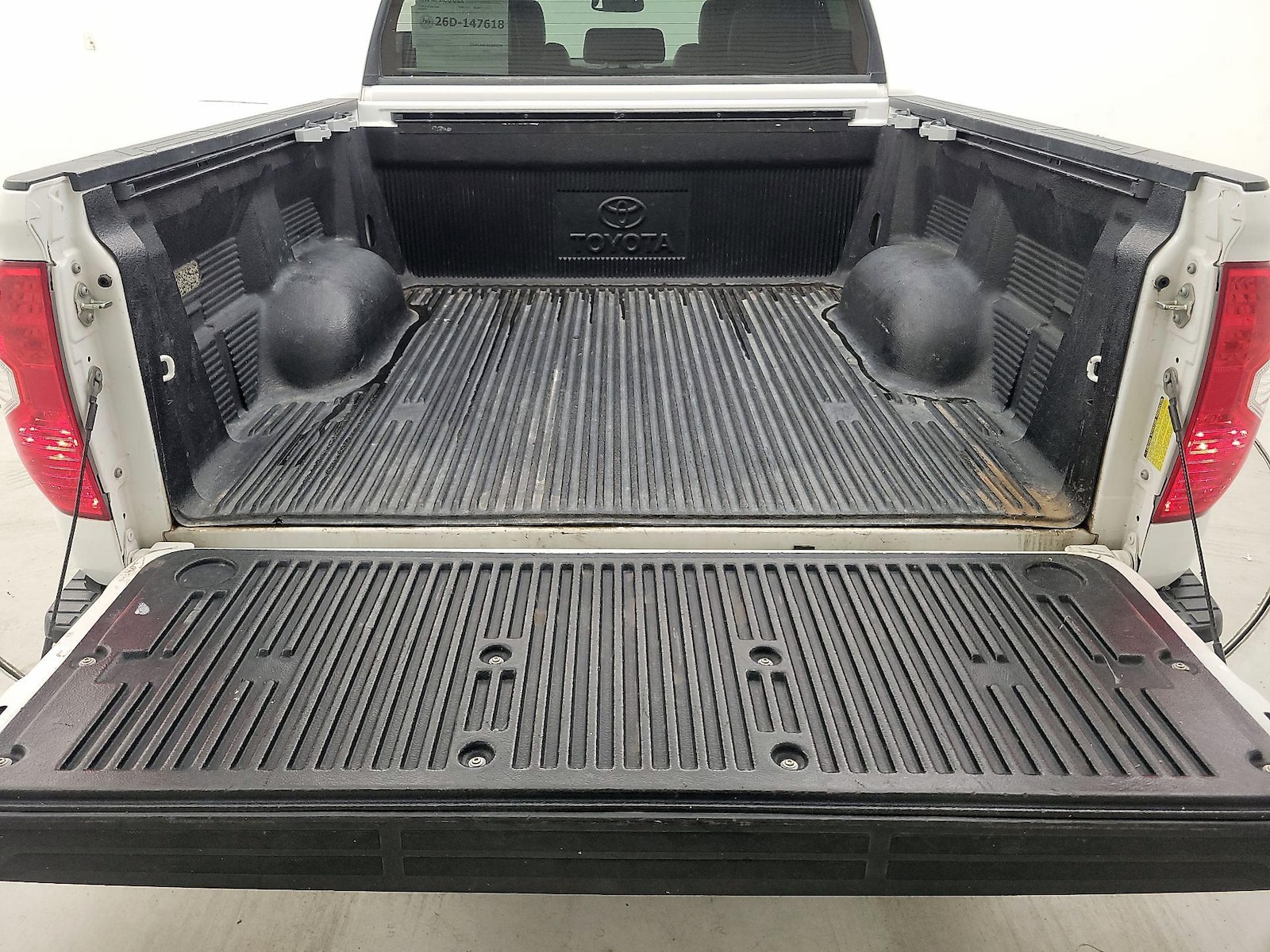 2014 Toyota Tundra Limited - Photo 23