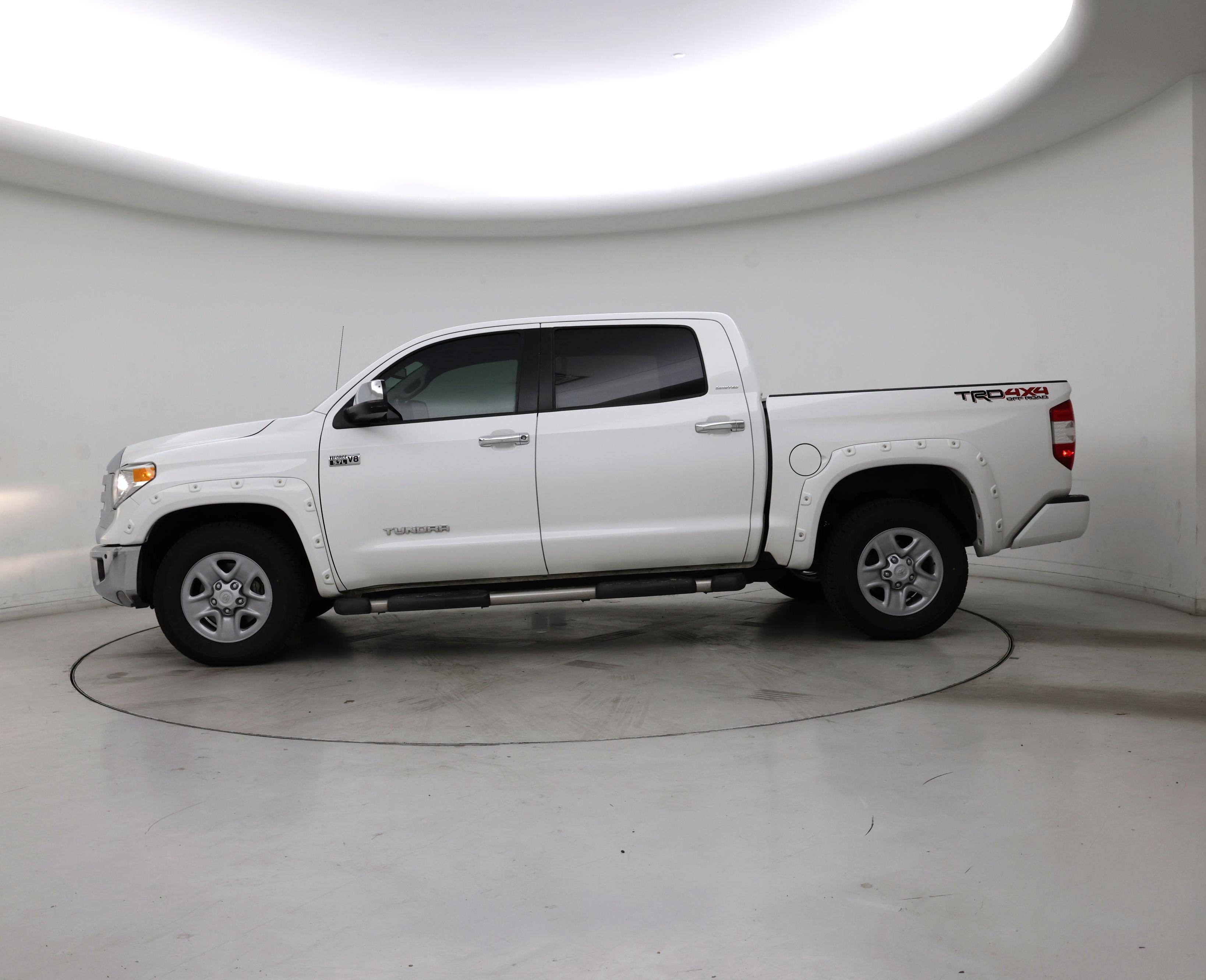 Thumbnail: 2014 Toyota Tundra - 3