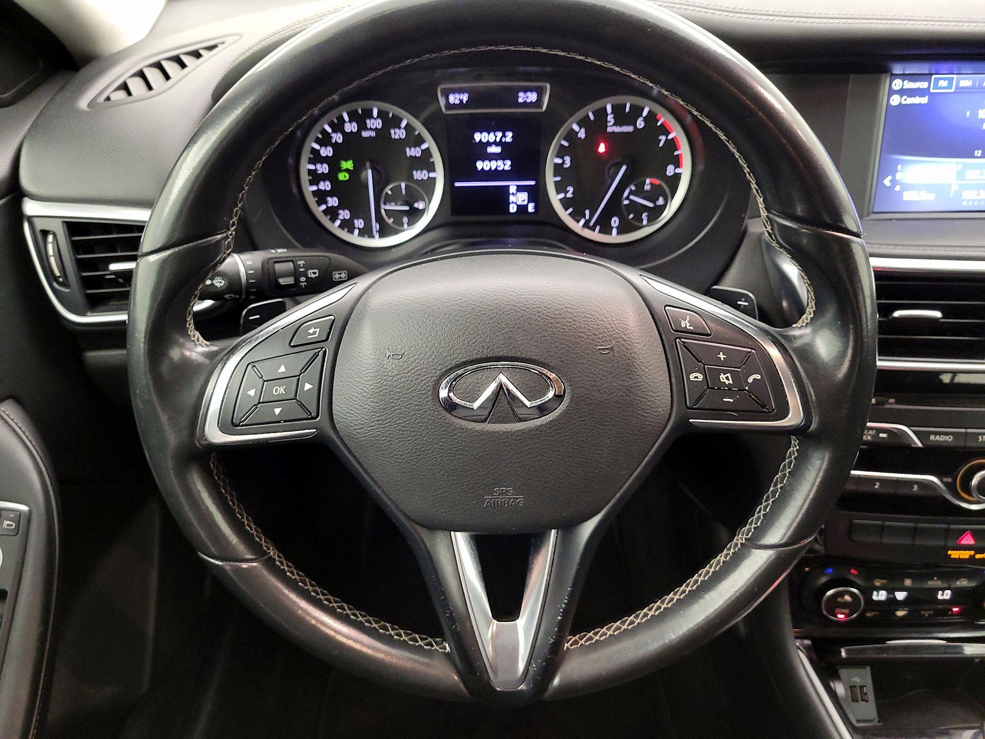 Thumbnail: 2018 INFINITI QX30 - 10