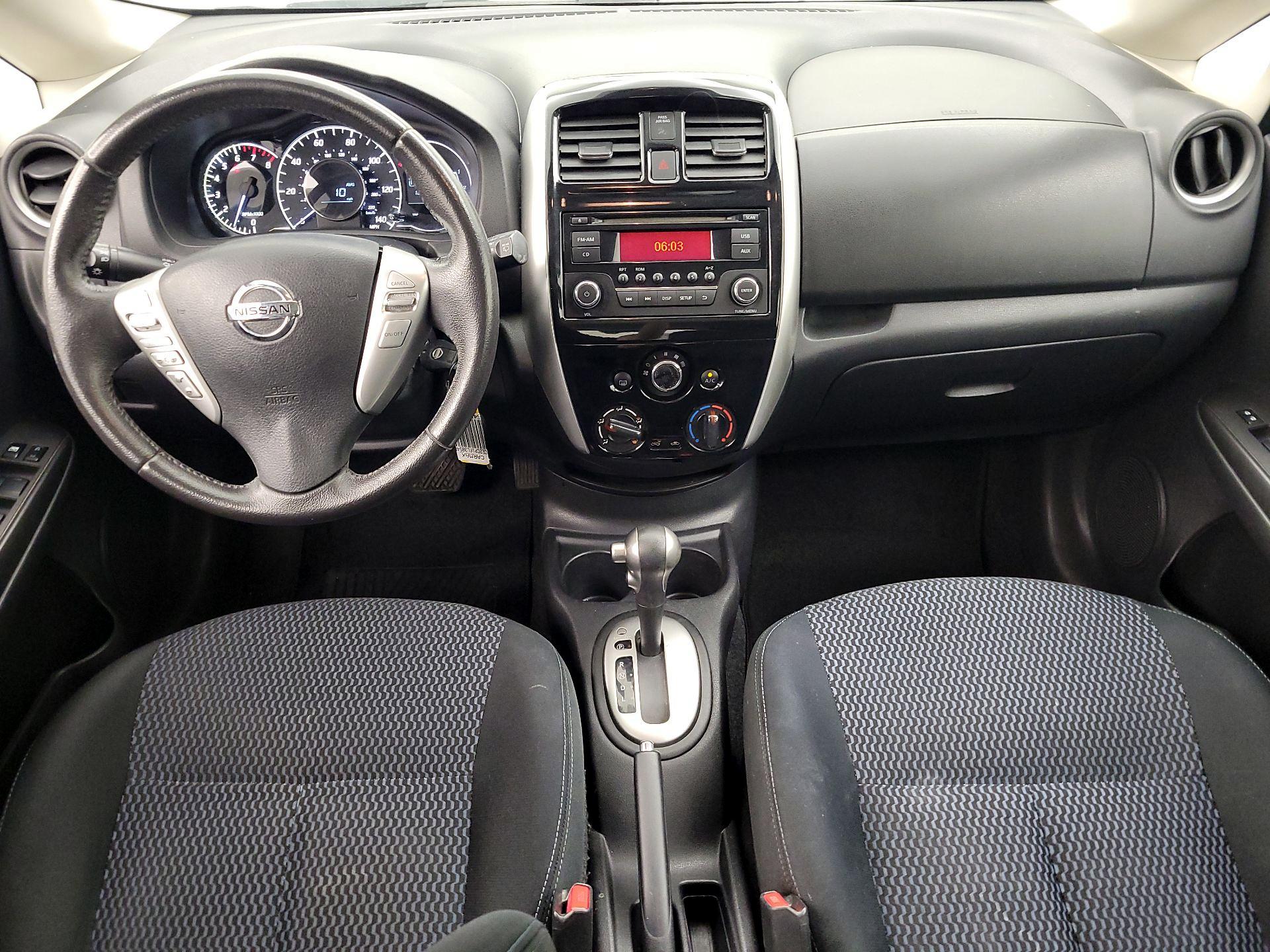 Thumbnail: 2015 Nissan Versa Note - 9