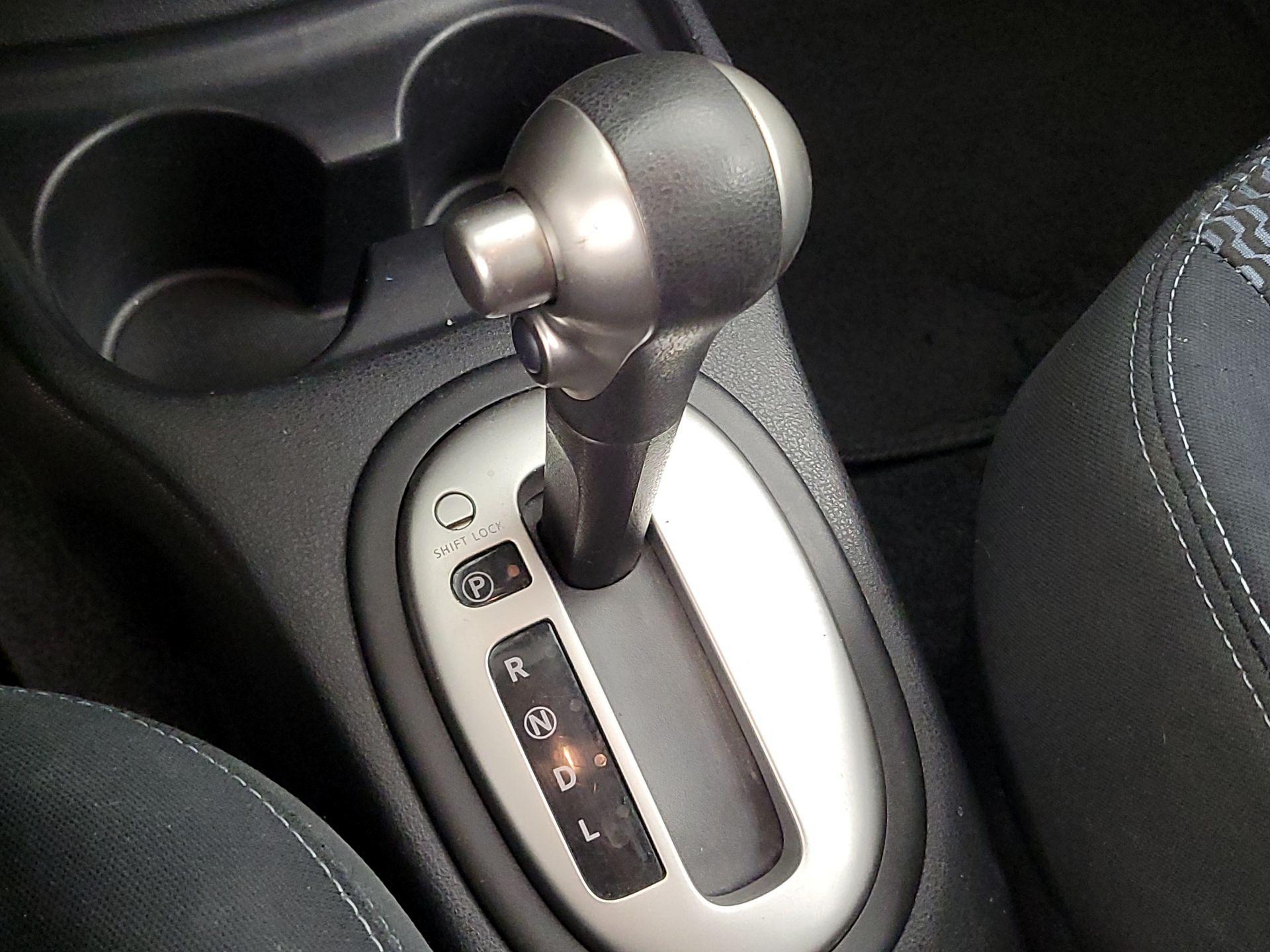 Thumbnail: 2015 Nissan Versa Note - 15
