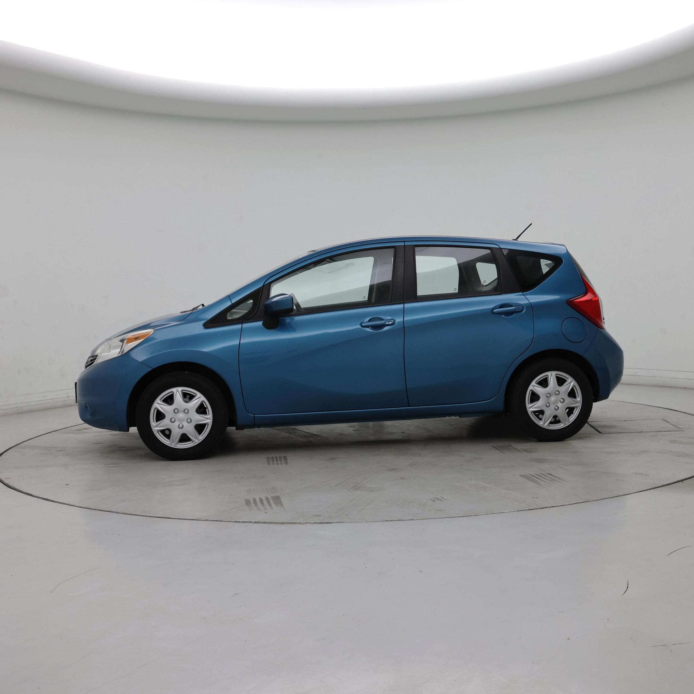 Thumbnail: 2015 Nissan Versa Note - 3