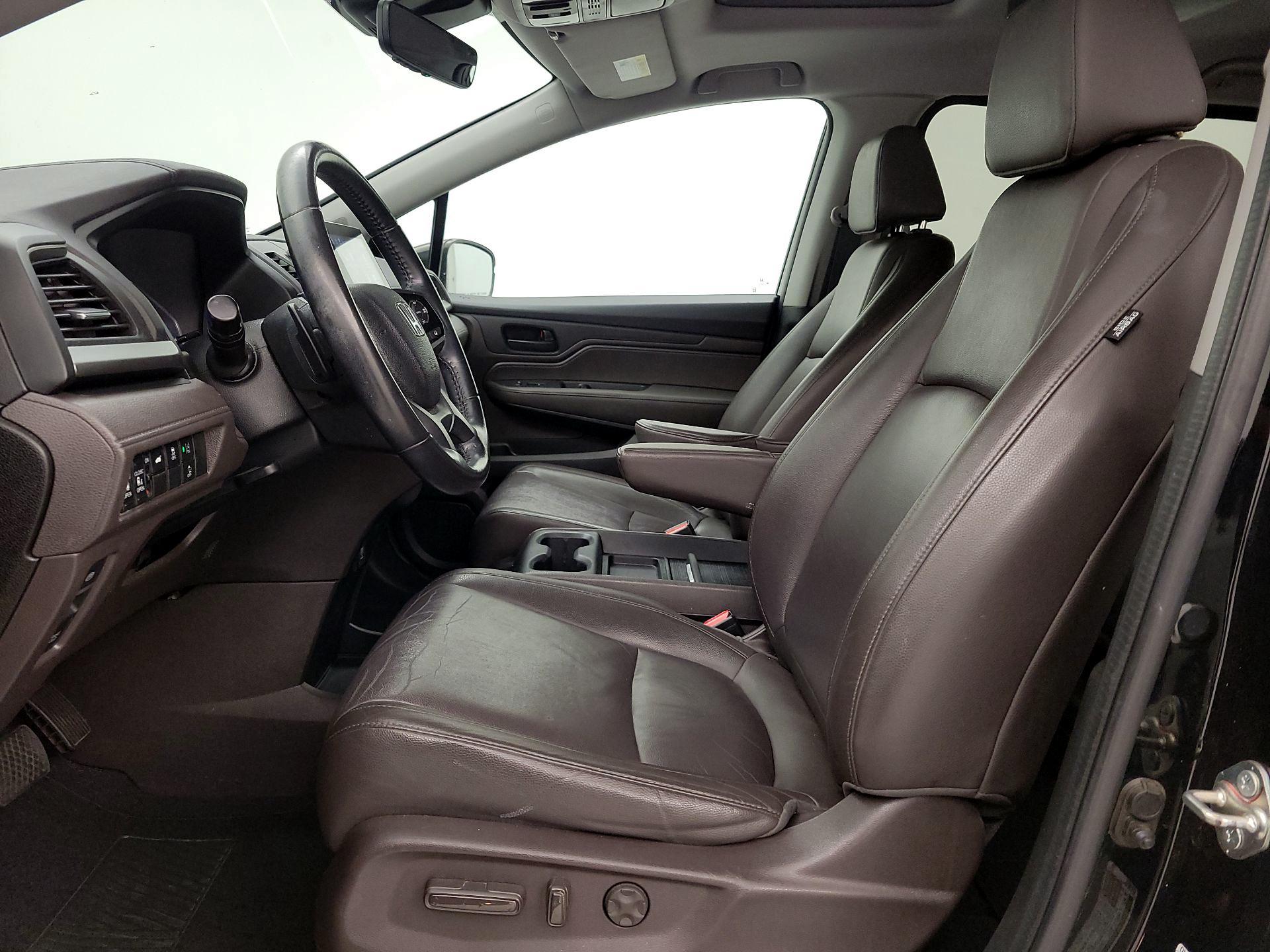 Thumbnail: 2018 Honda Odyssey - 11