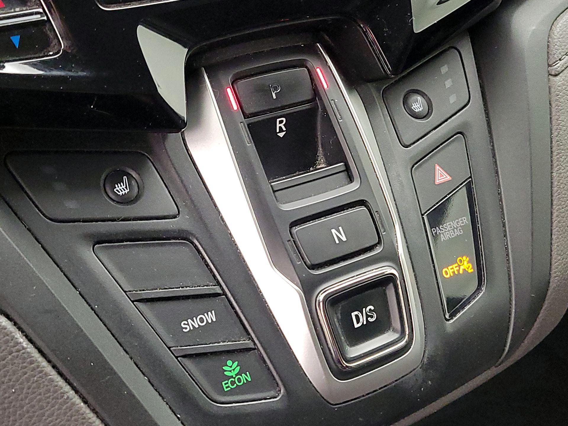 Thumbnail: 2018 Honda Odyssey - 15