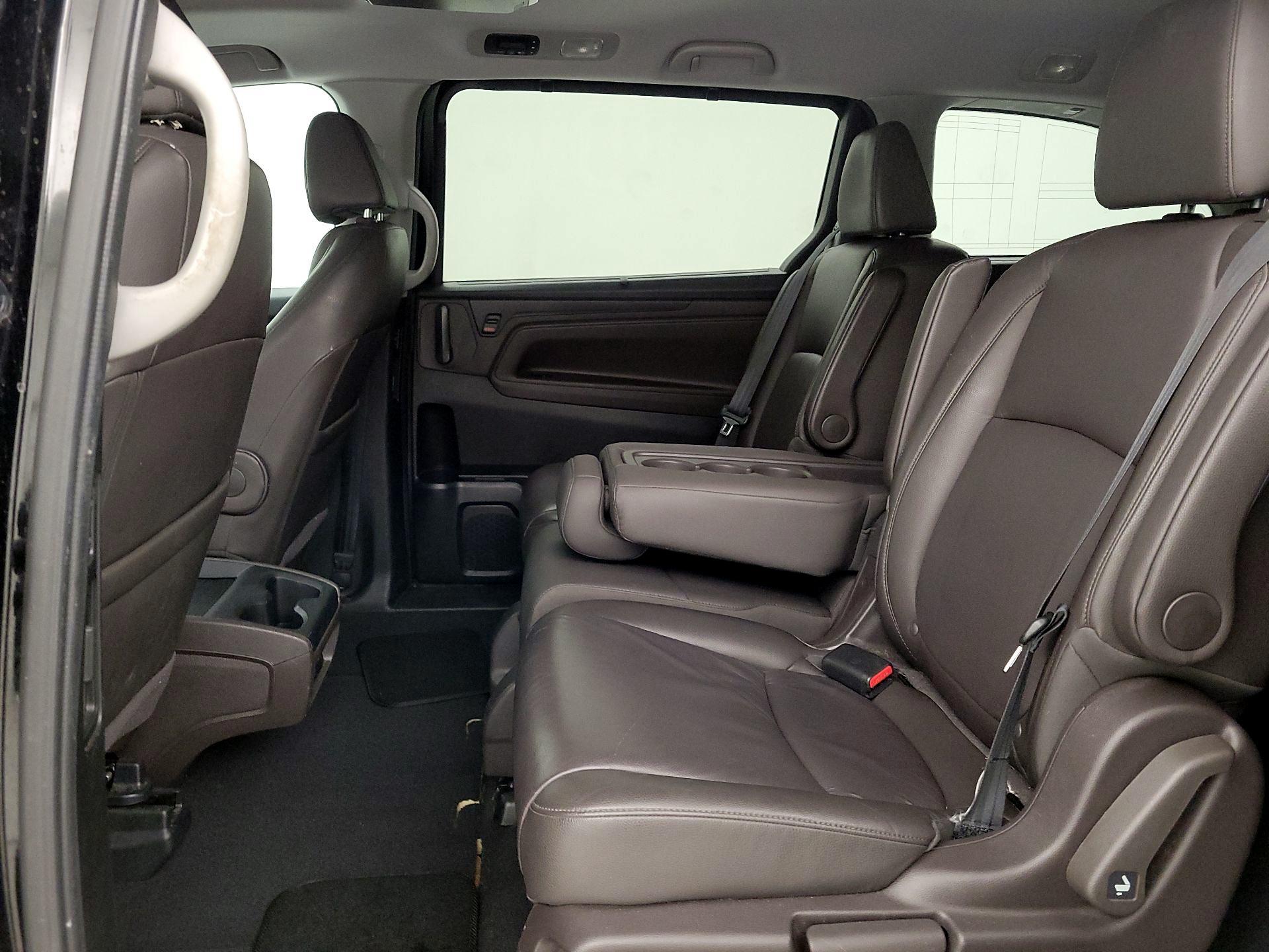 Thumbnail: 2018 Honda Odyssey - 17