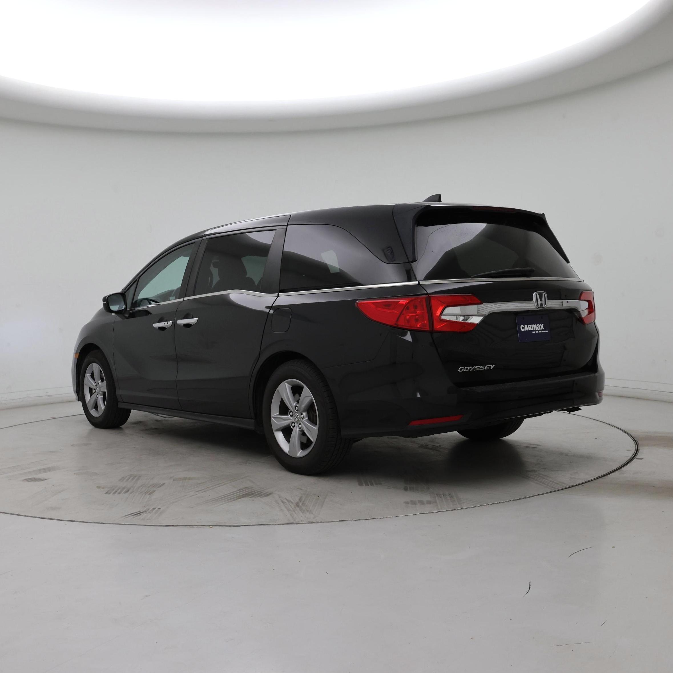 Thumbnail: 2018 Honda Odyssey - 2