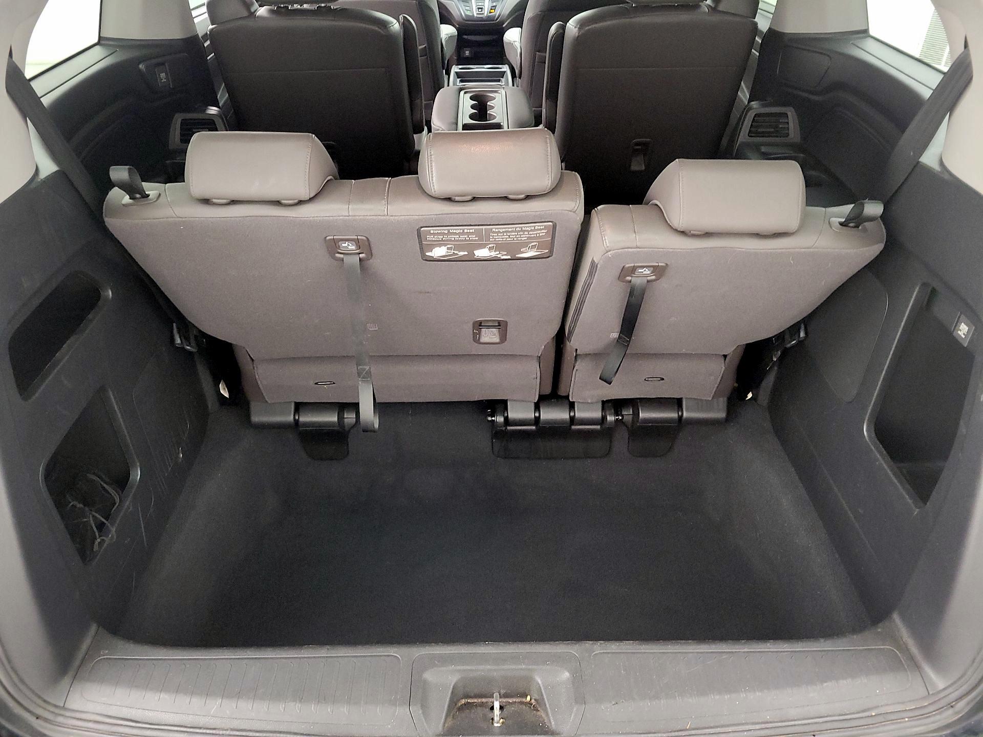 Thumbnail: 2018 Honda Odyssey - 19