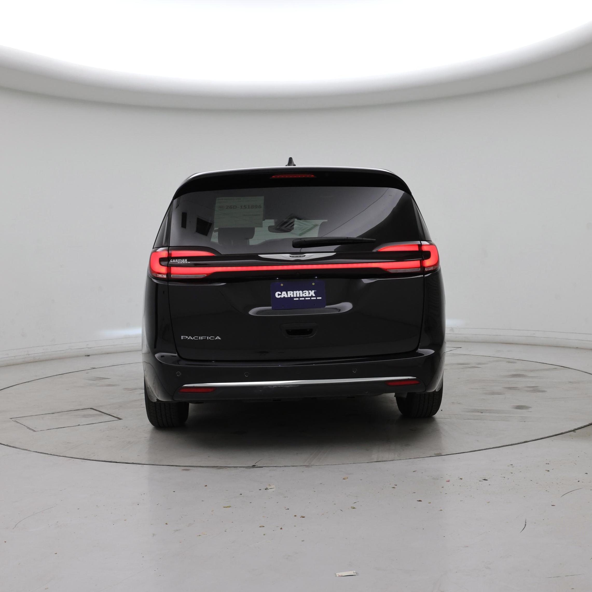Thumbnail: 2025 Chrysler Pacifica - 6