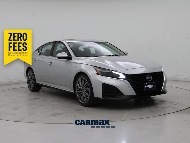 Silver 2023 Nissan Altima 2.5 SL FWD Sedan Front-Wheel Drive Automatic