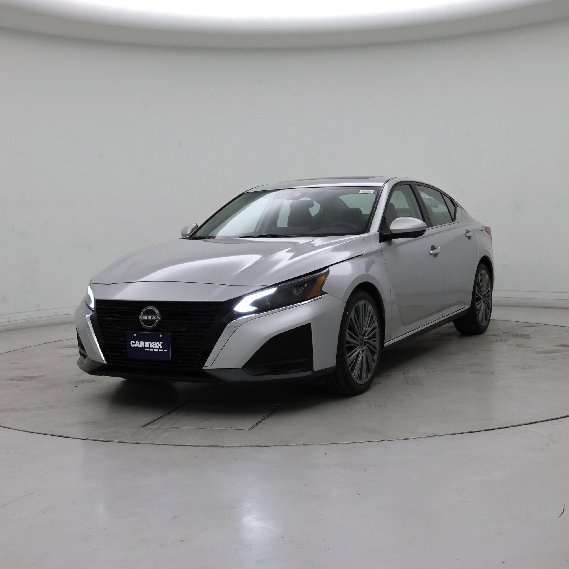 Thumbnail: 2023 Nissan Altima - 4