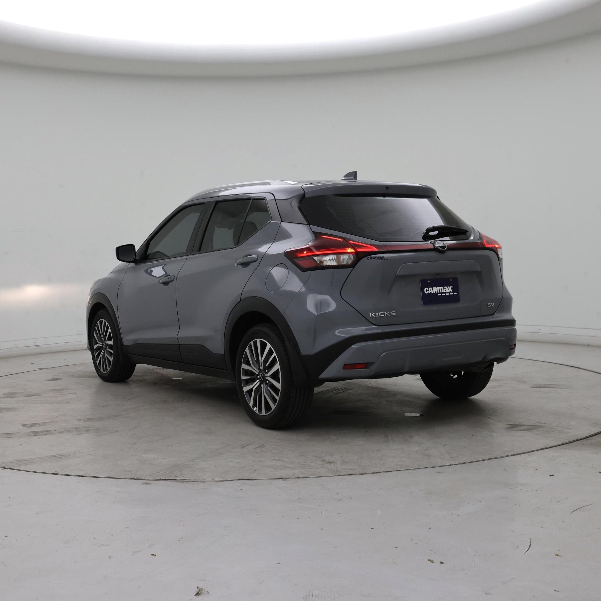 Thumbnail: 2023 Nissan Kicks - 2