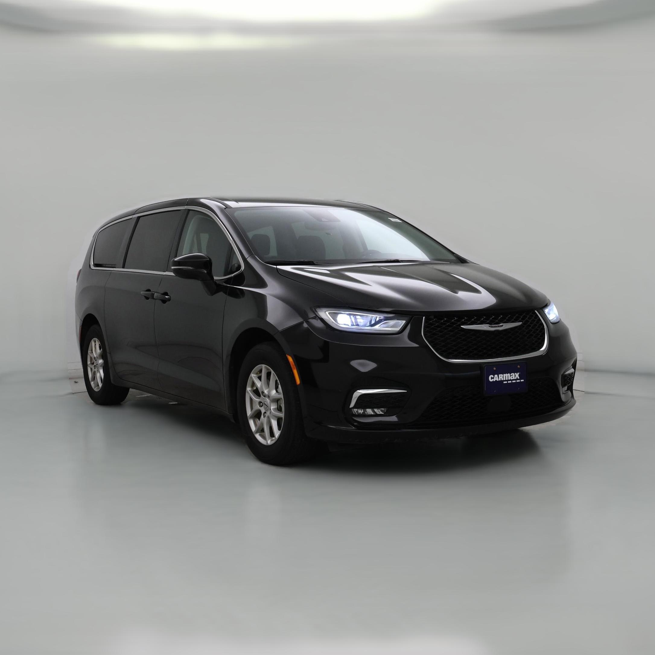 Thumbnail: 2024 Chrysler Pacifica - 1