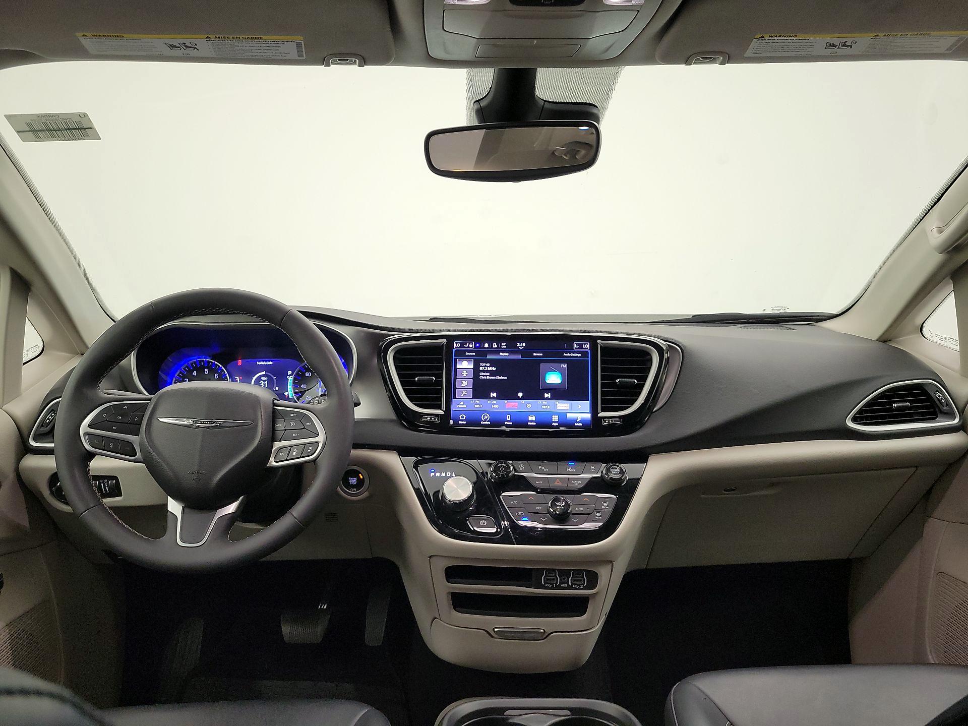 Thumbnail: 2024 Chrysler Pacifica - 9