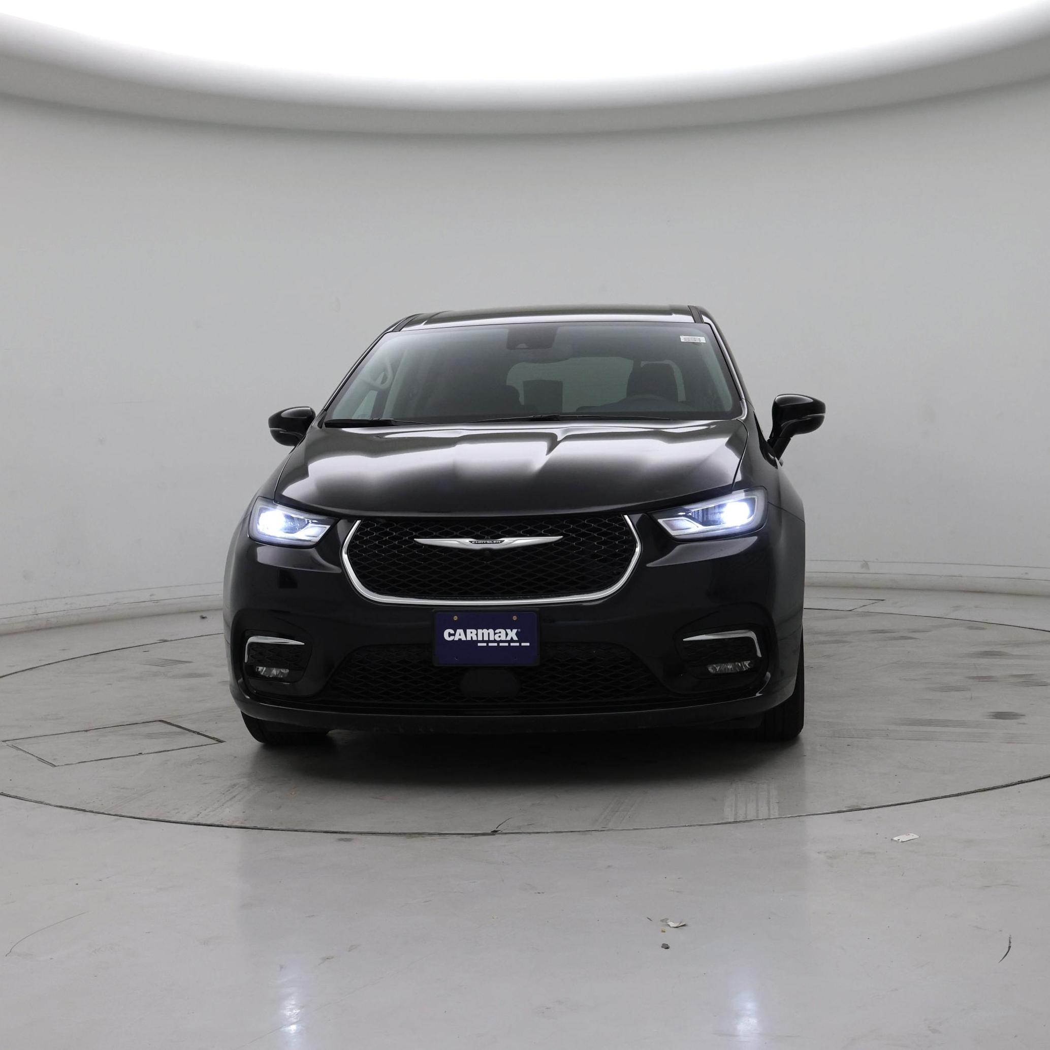 Thumbnail: 2024 Chrysler Pacifica - 5