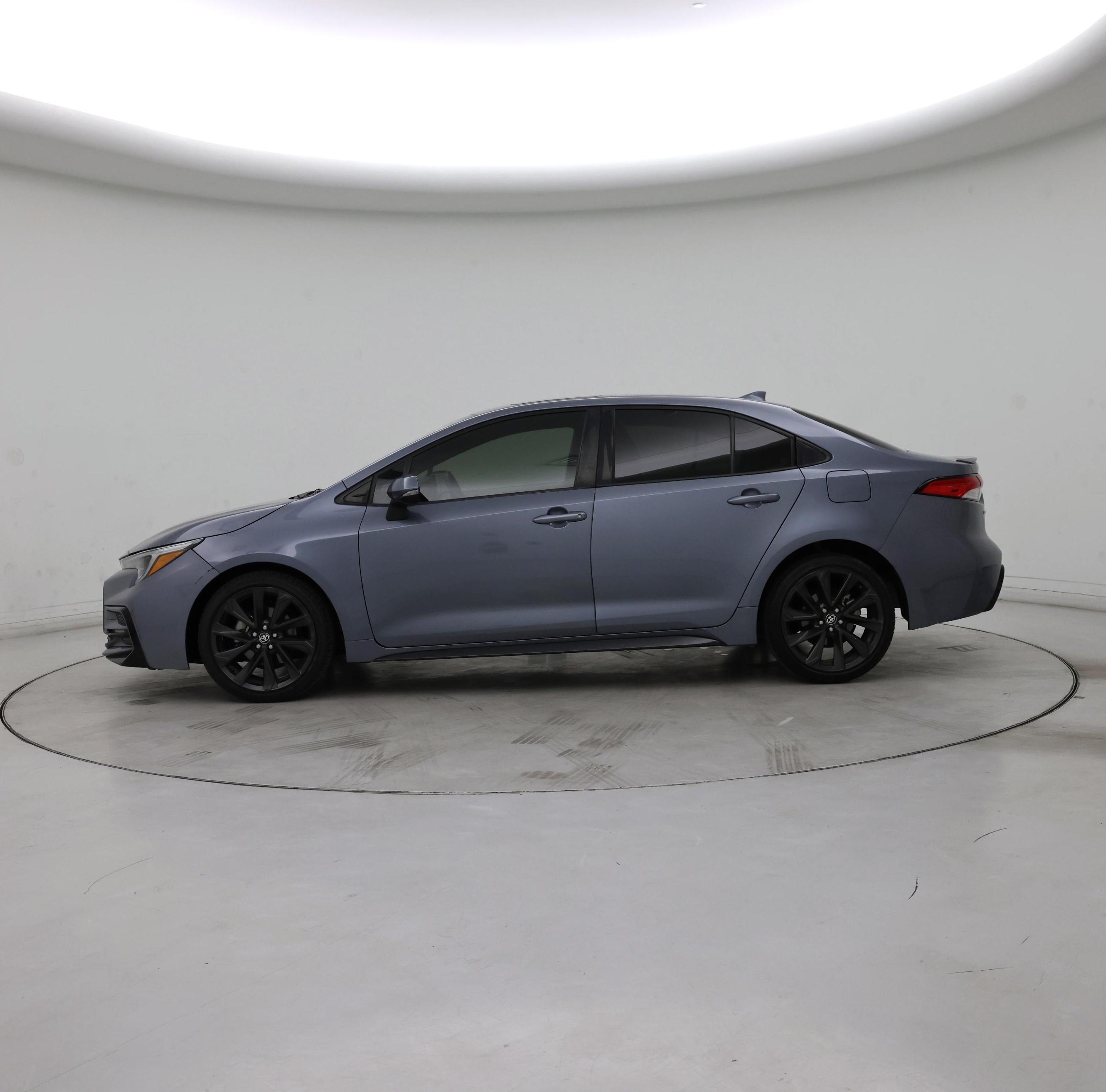 Thumbnail: 2023 Toyota Corolla - 3