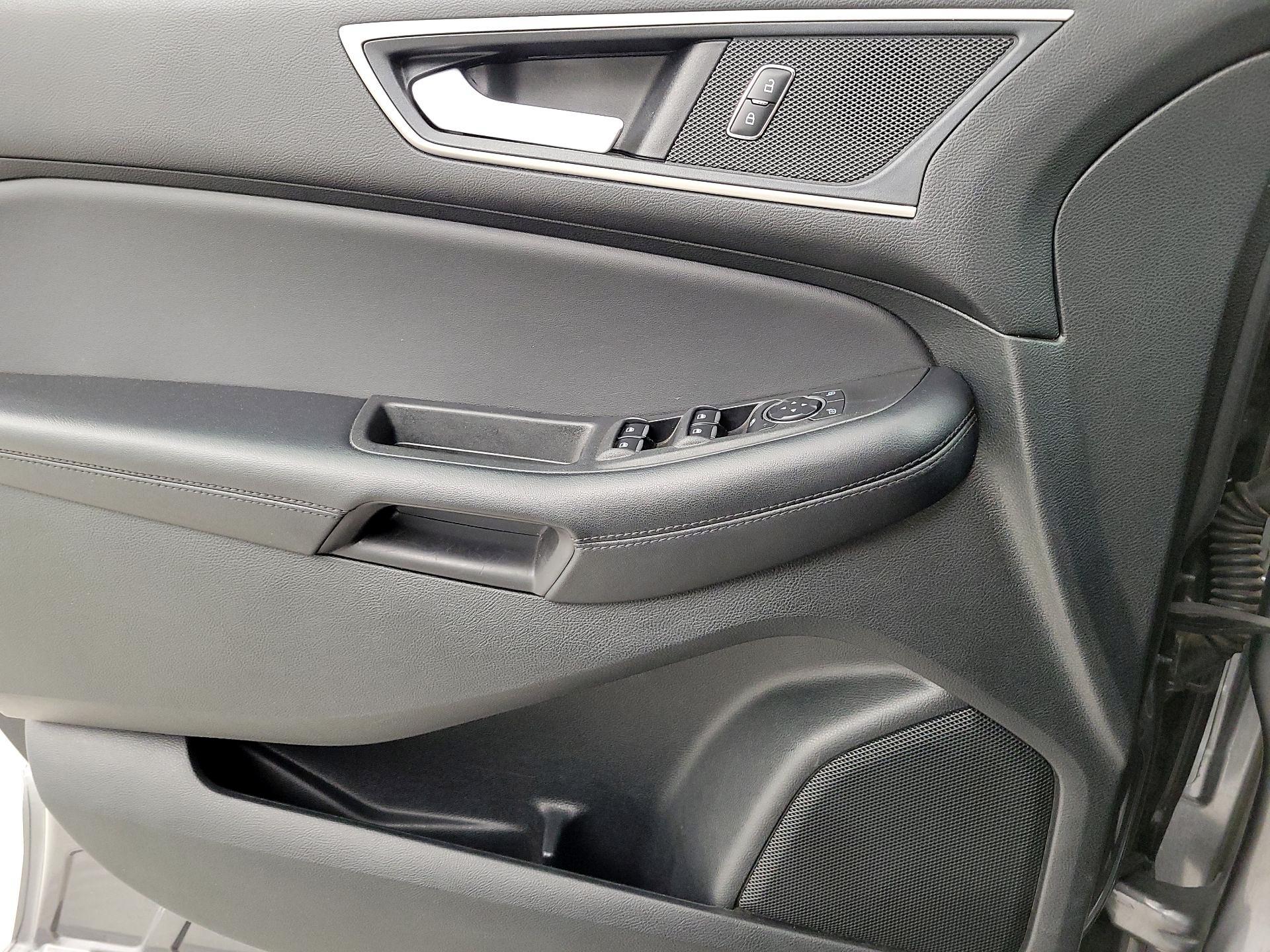 Thumbnail: 2023 Ford Edge - 12