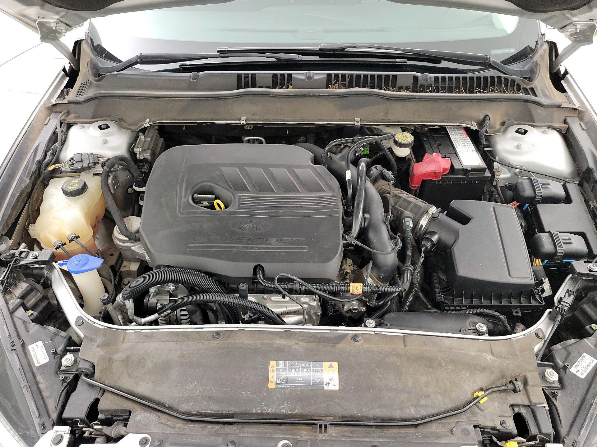 Thumbnail: 2014 Ford Fusion - 20